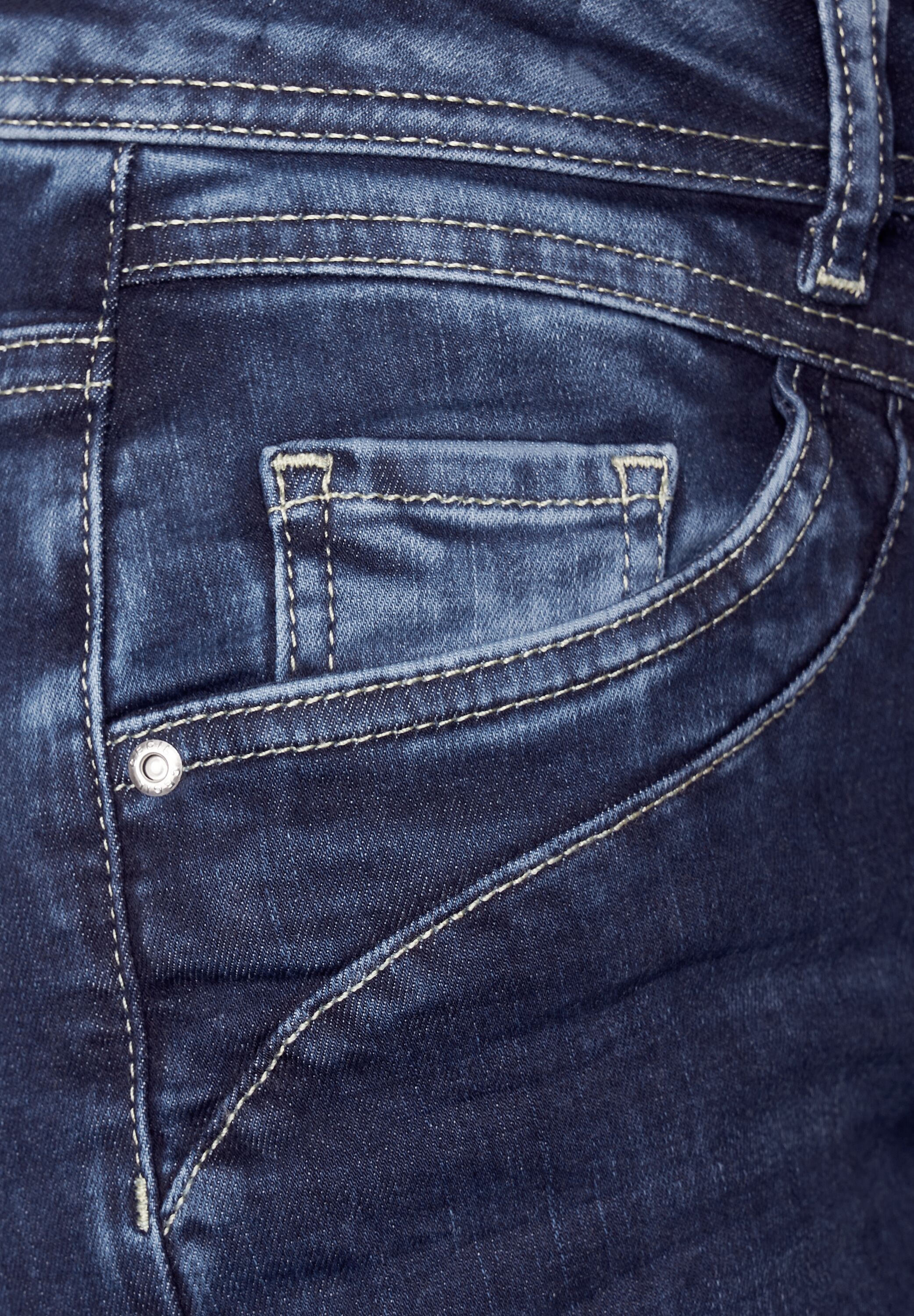 Slim Fit Jeans mit Bootcut