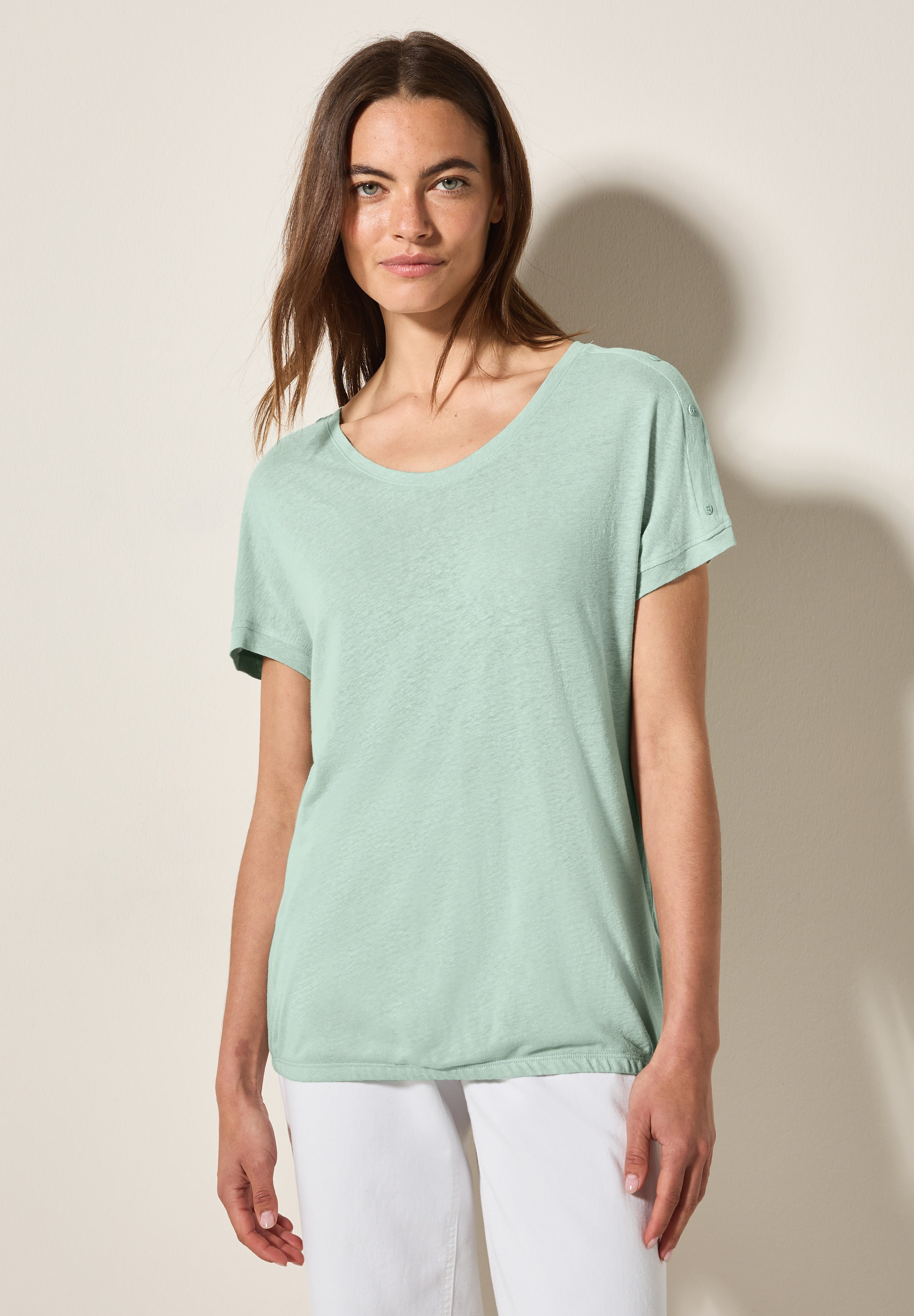 T-Shirt mit Knopfdetail