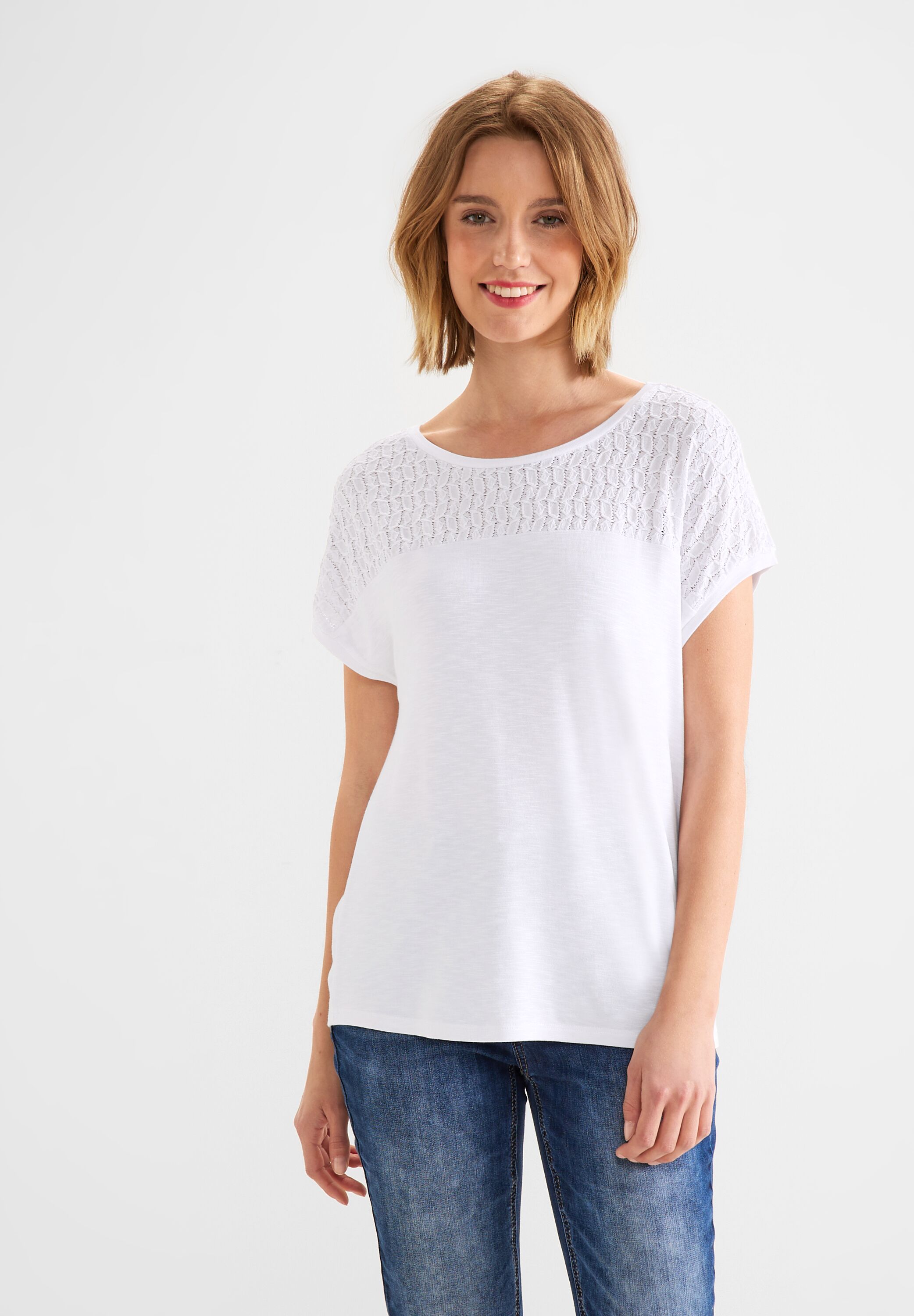 T-Shirt mit Spitzendetails