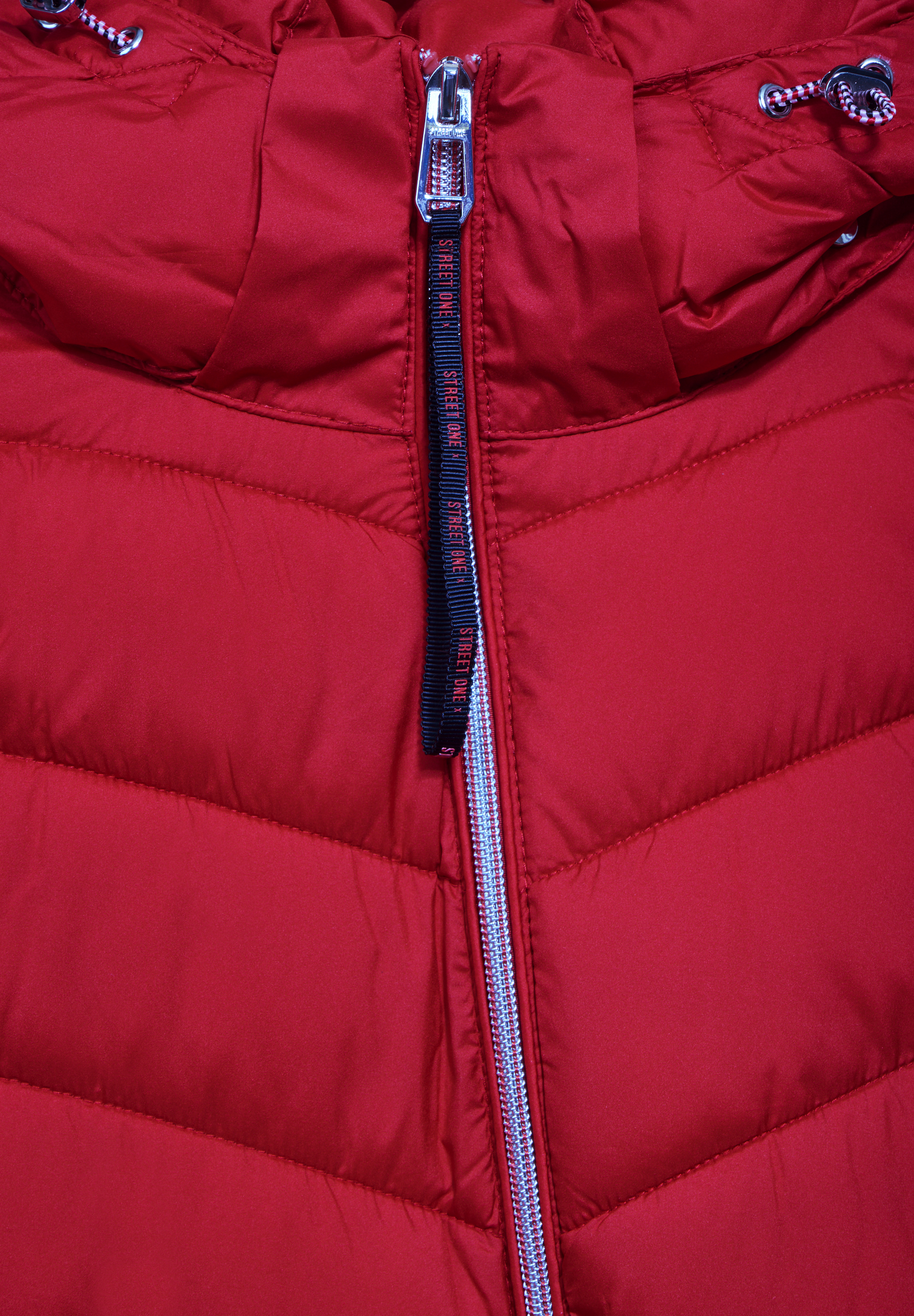 Kurze Steppjacke