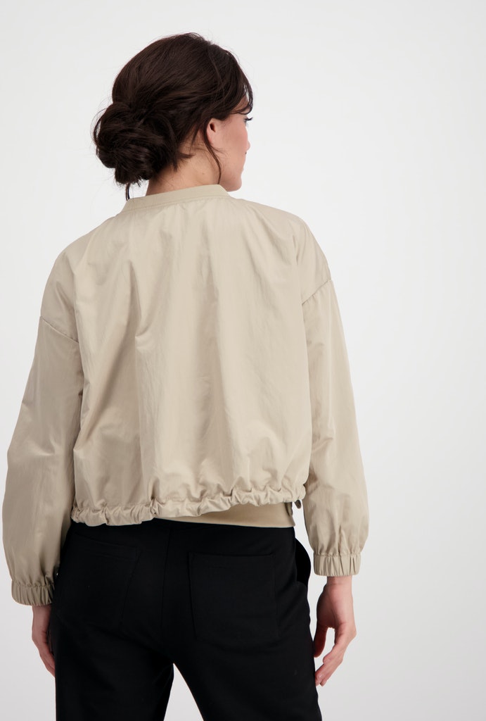 Jacke