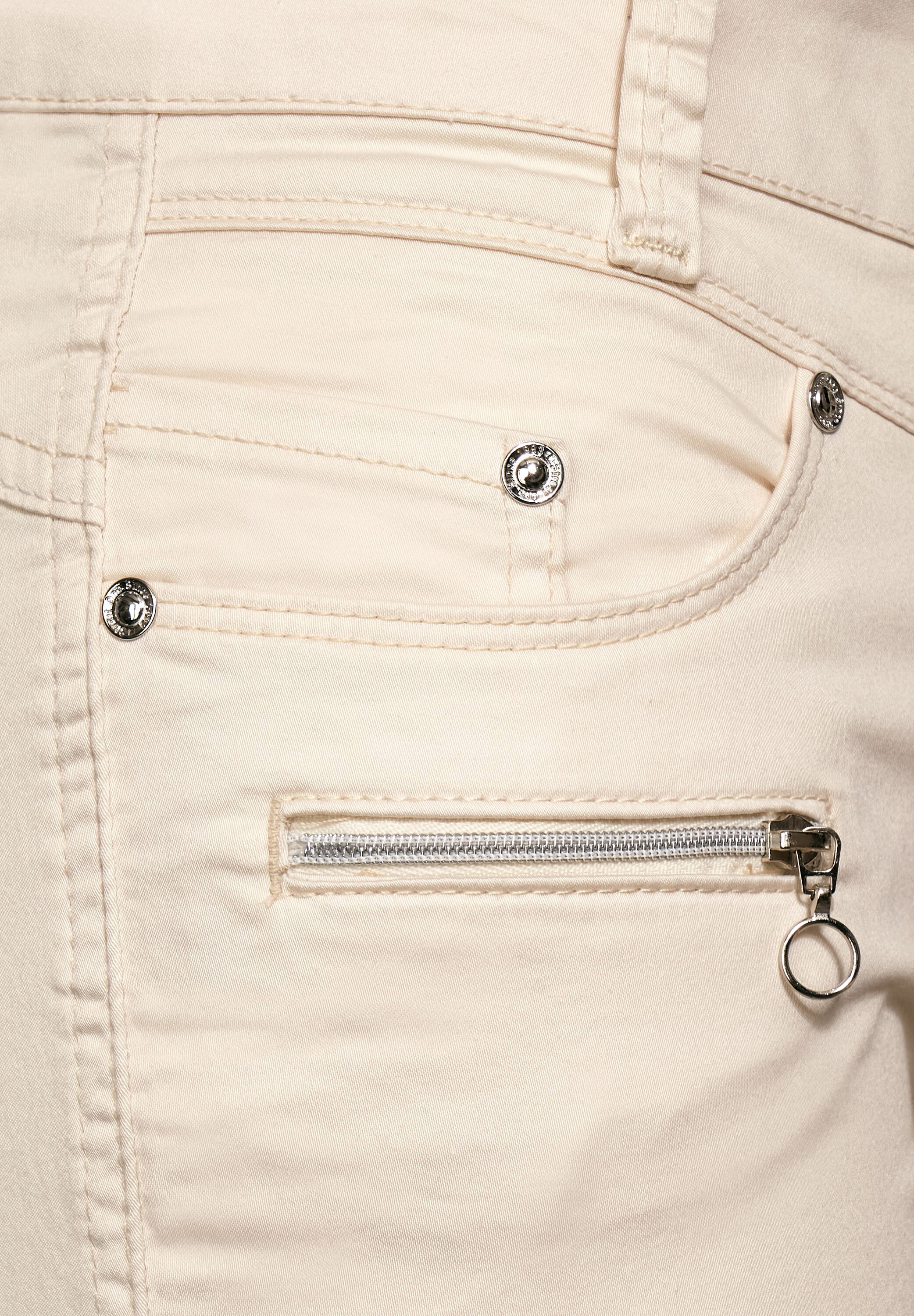 Casual Fit Hose in Inch 28