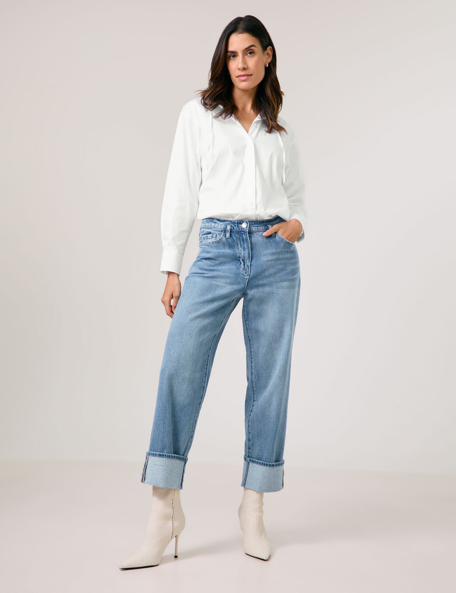 7/8 Jeans mit breitem Saumaufschlag