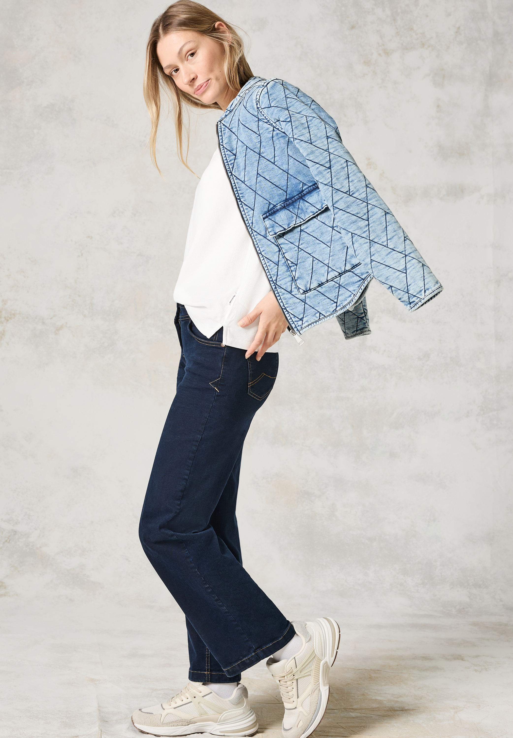 Blusenshirt mit Materialmix