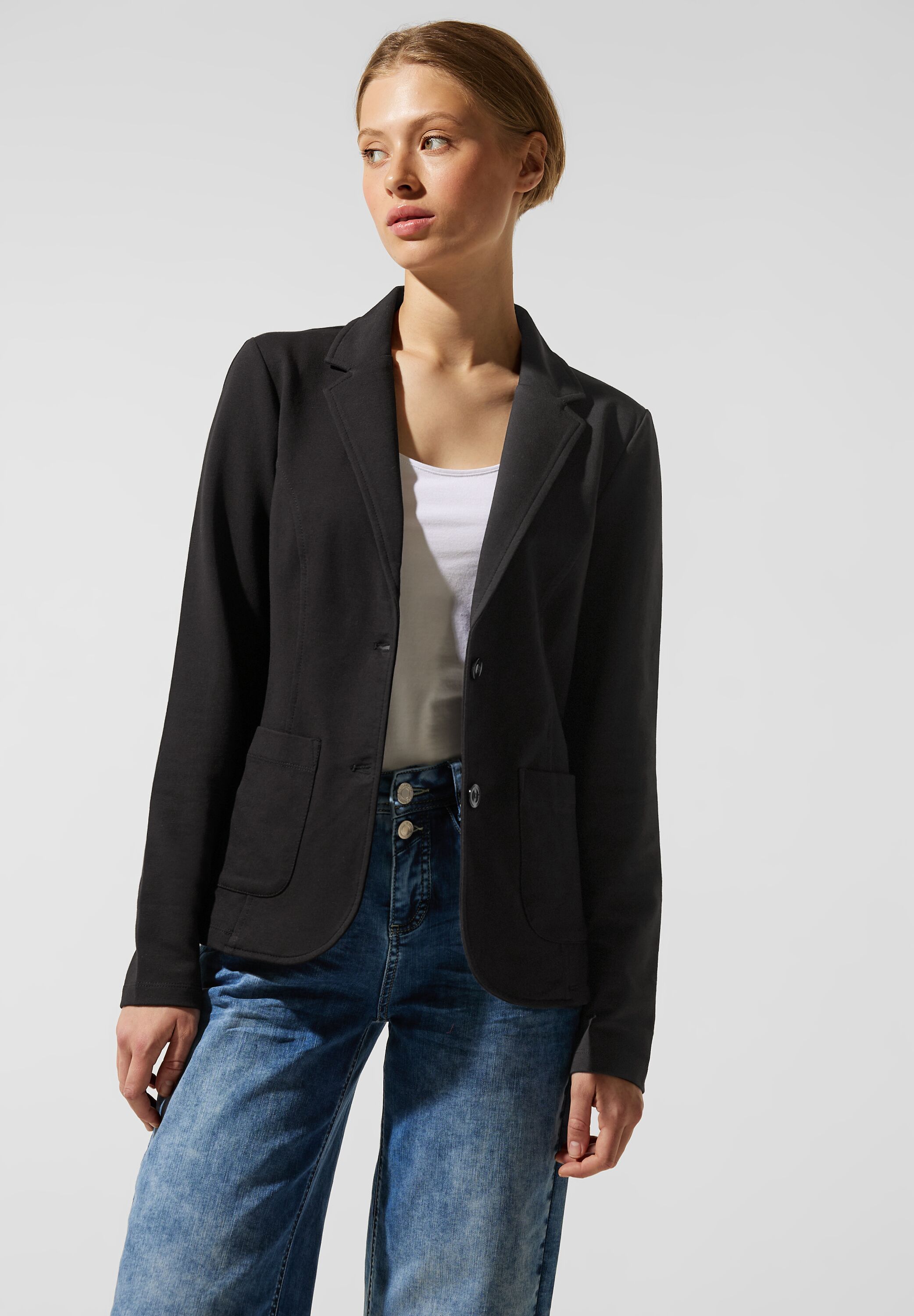 Basic Blazer
