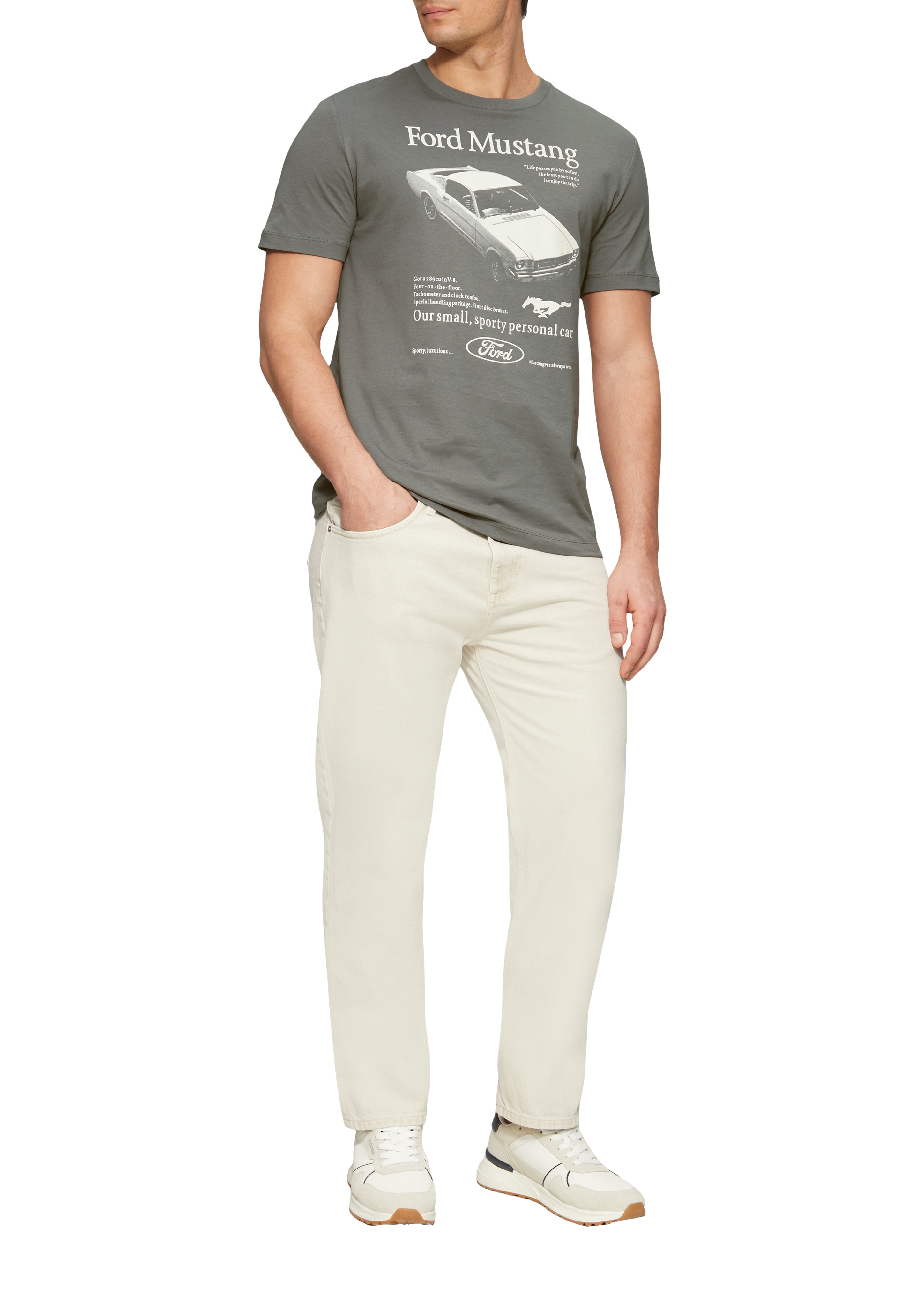 T-Shirt