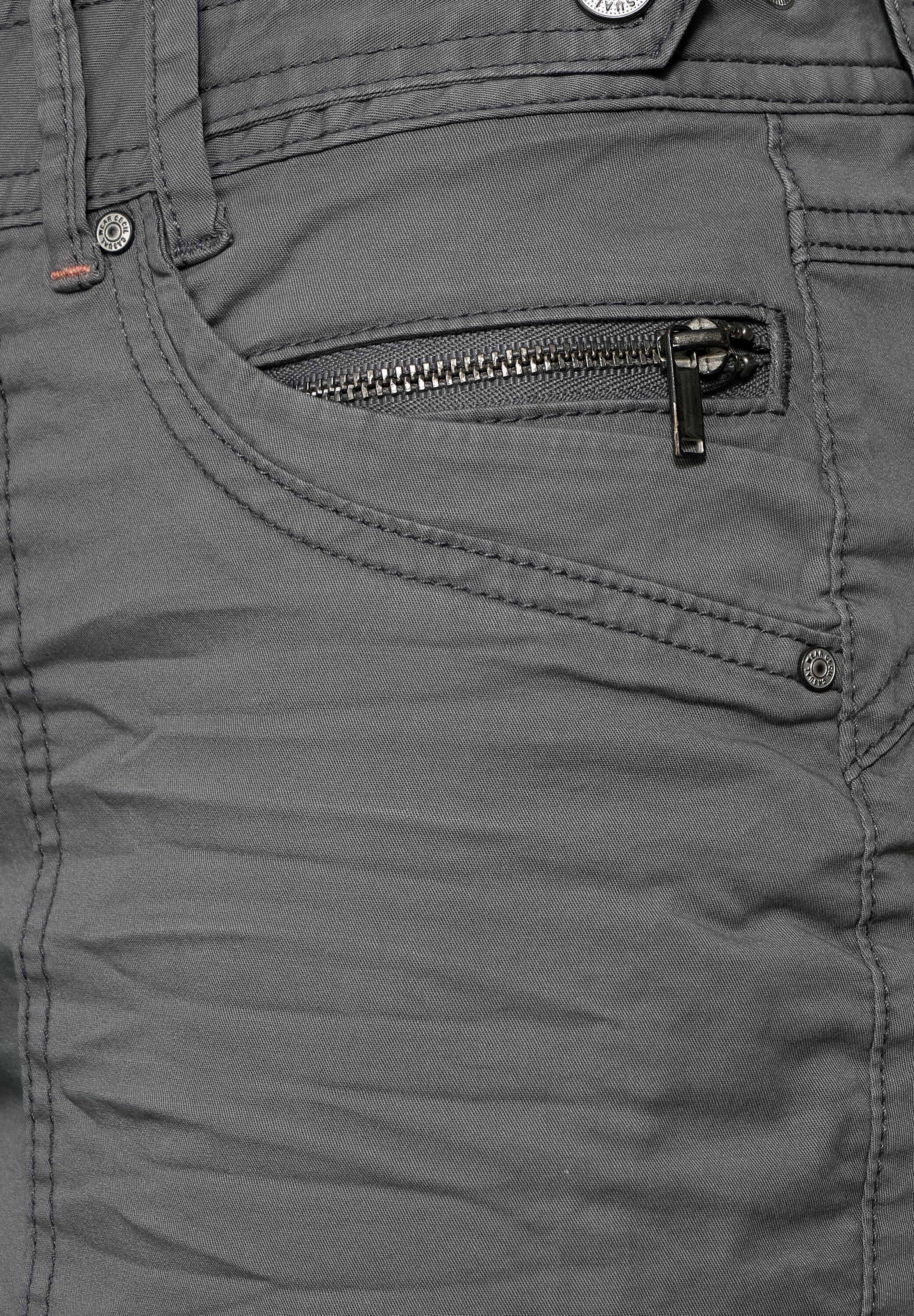 Loose Fit Hose in Inch 22
