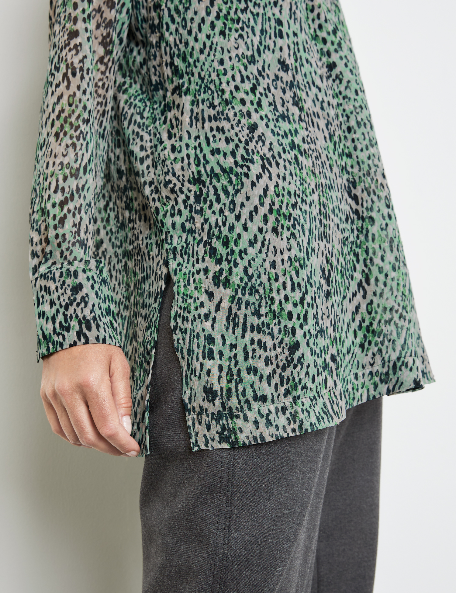 Semitransparente Longbluse