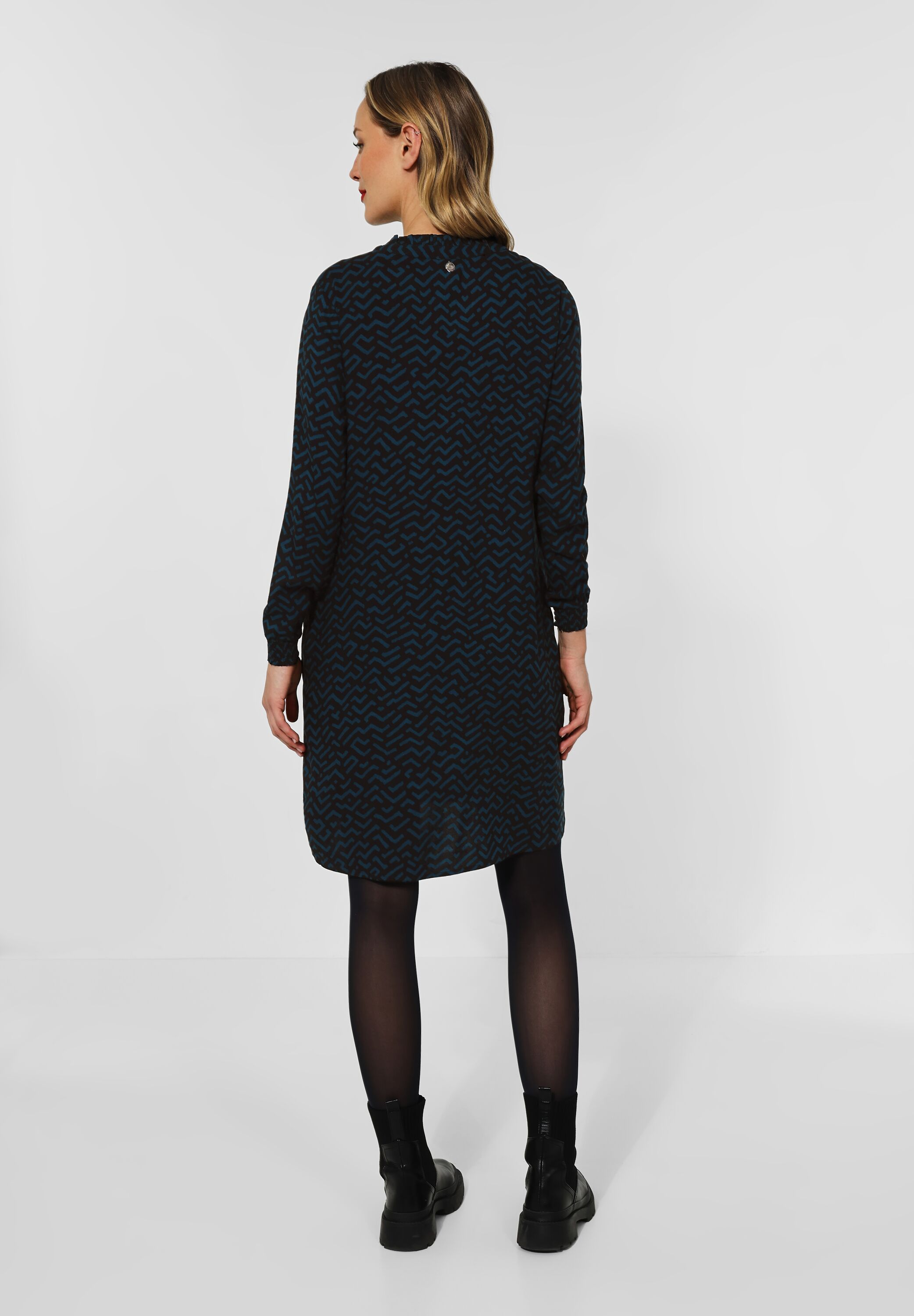 Kleid mit Zick Zack Muster