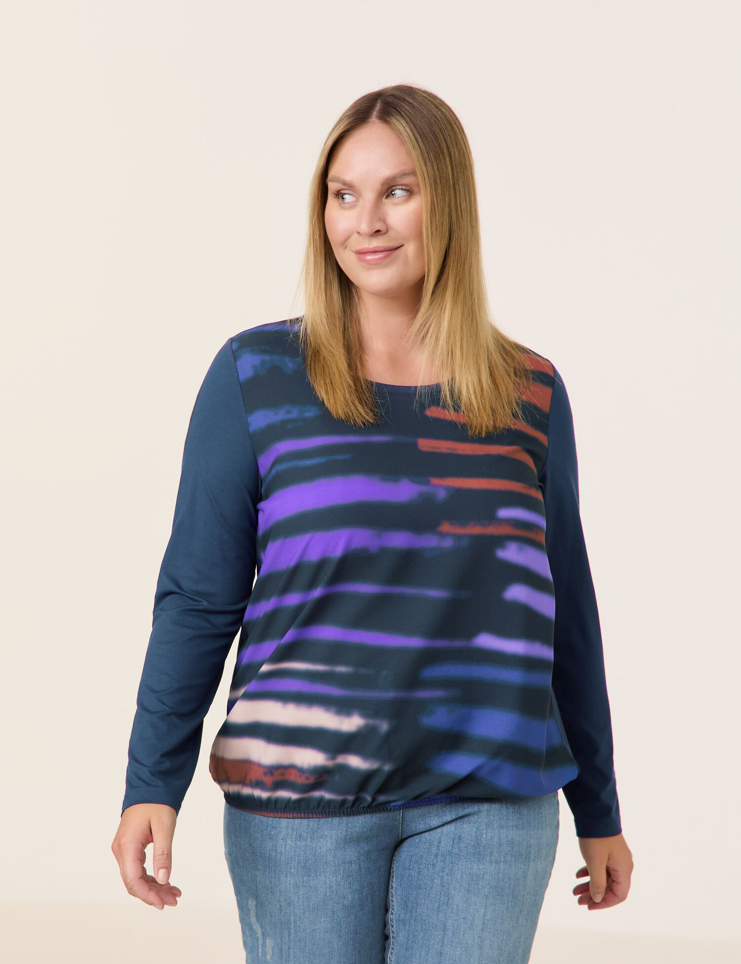 Langarmshirt mit Material-Patch