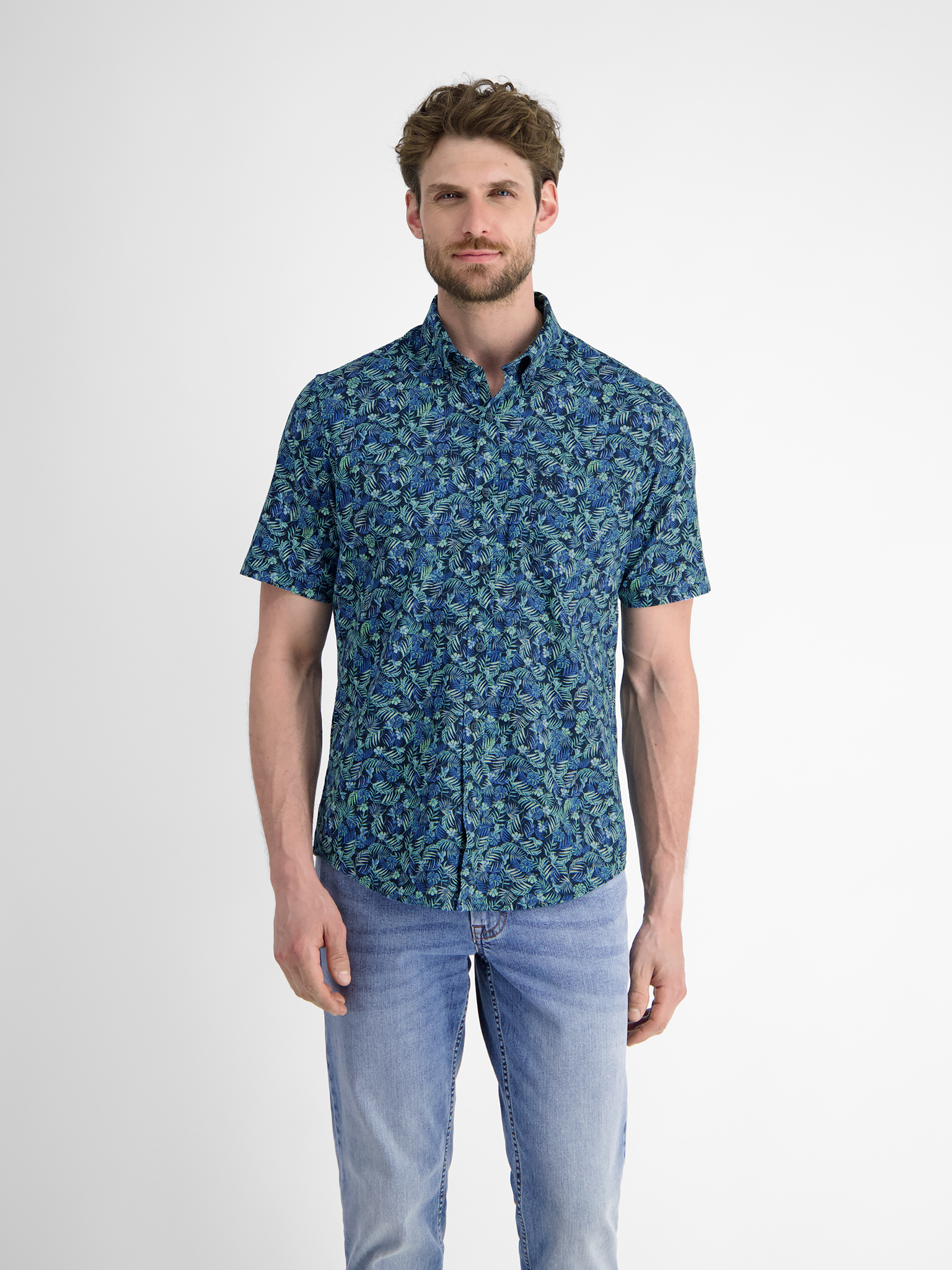 BUTTON DOWN