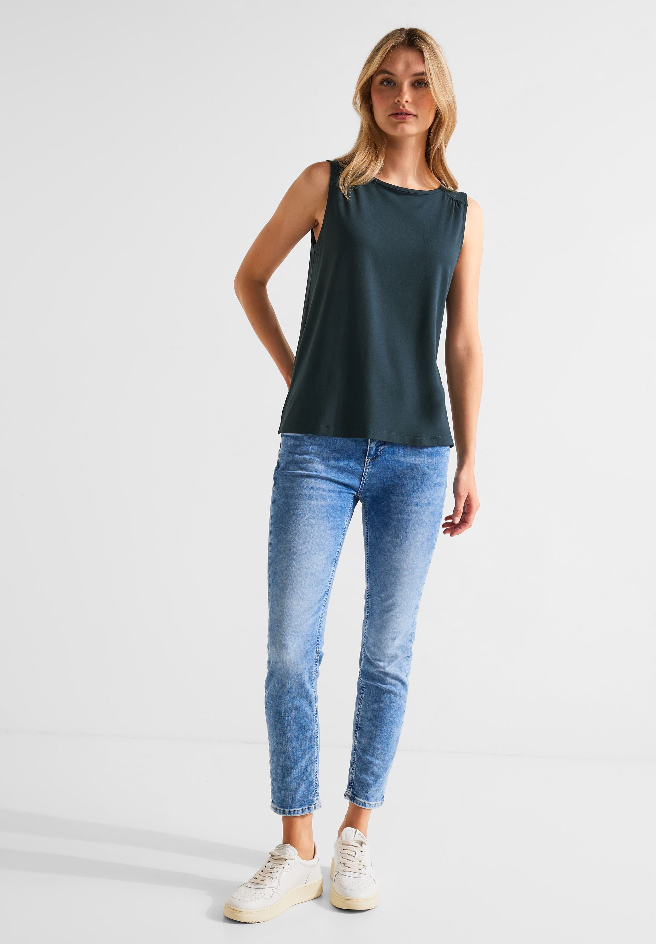 Basic Top in Unifarbe