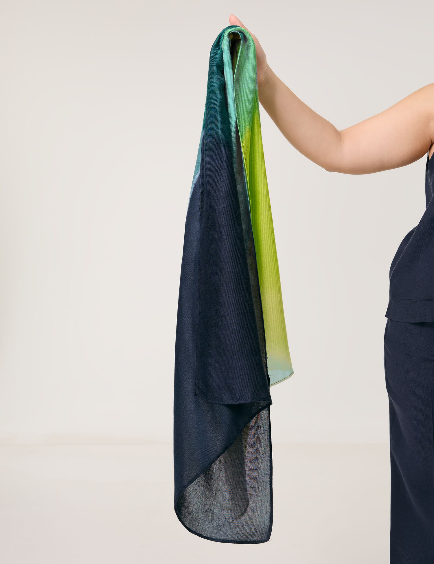 Leichter Chiffon-Schal