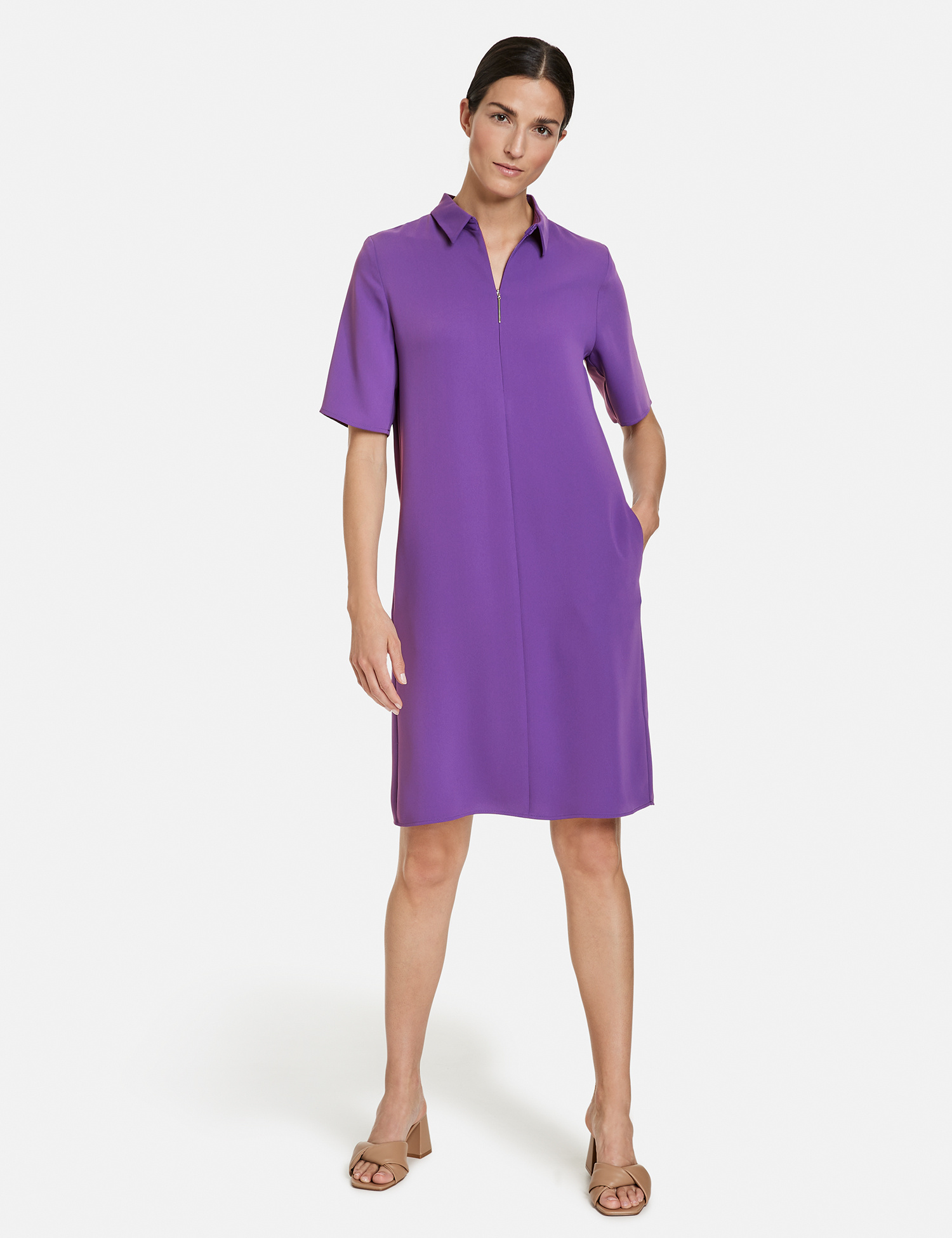 Fließendes Kleid mit Reißverschluss