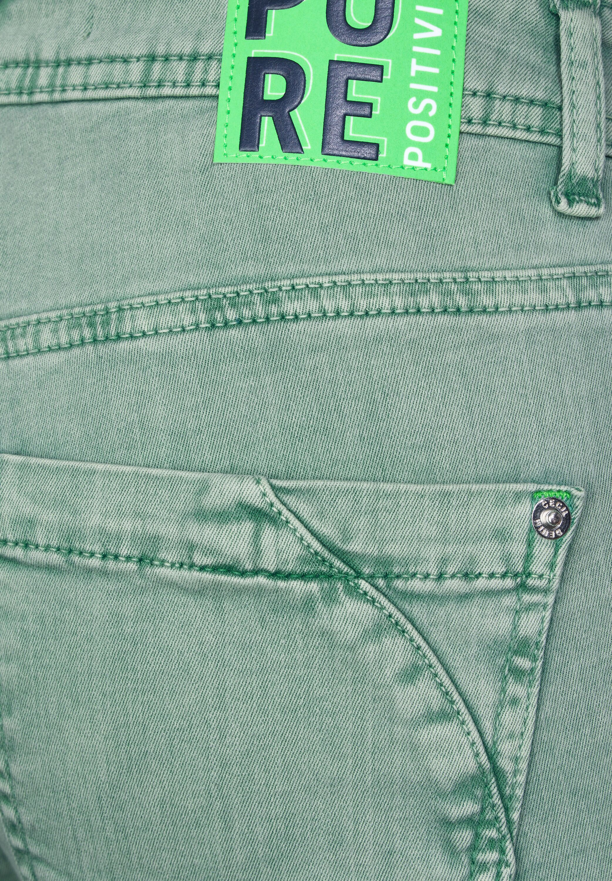 Casual Fit Jeans