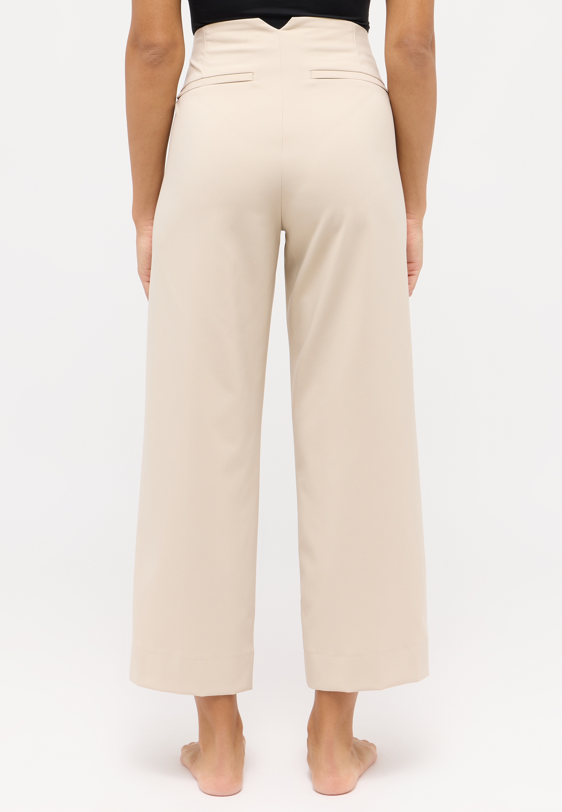 LINN CHIC