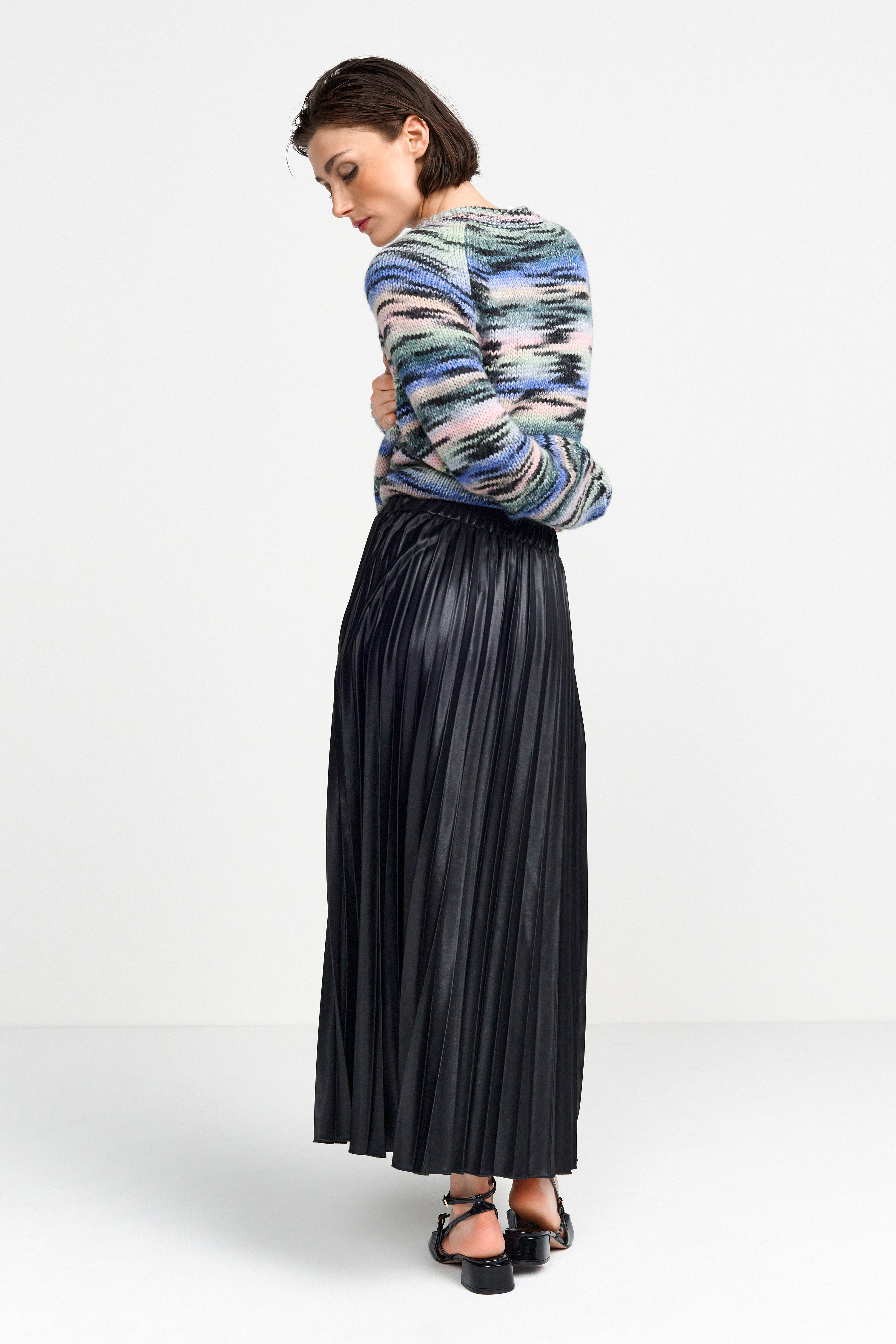 Shiny plissee skirt