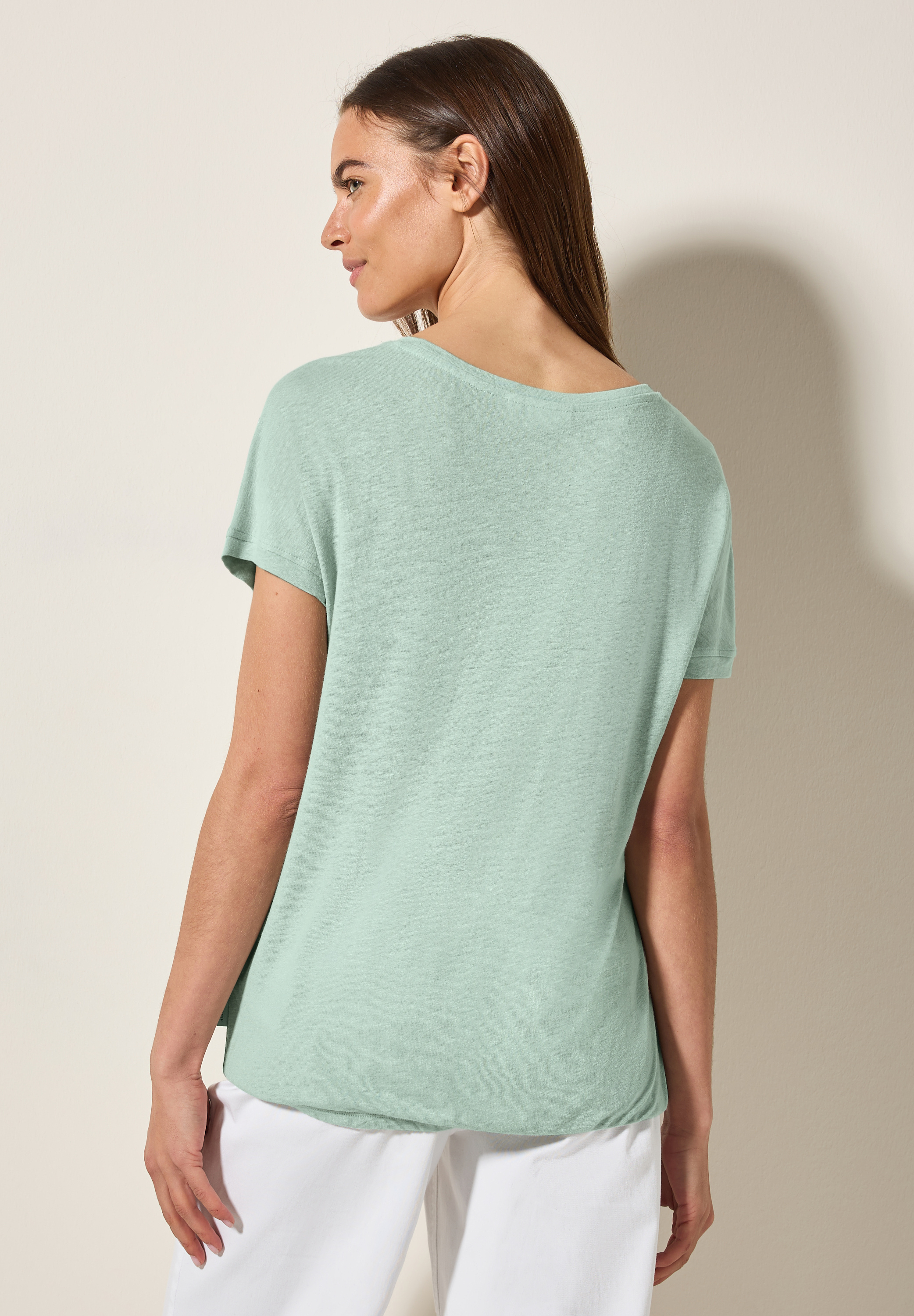 T-Shirt mit Knopfdetail