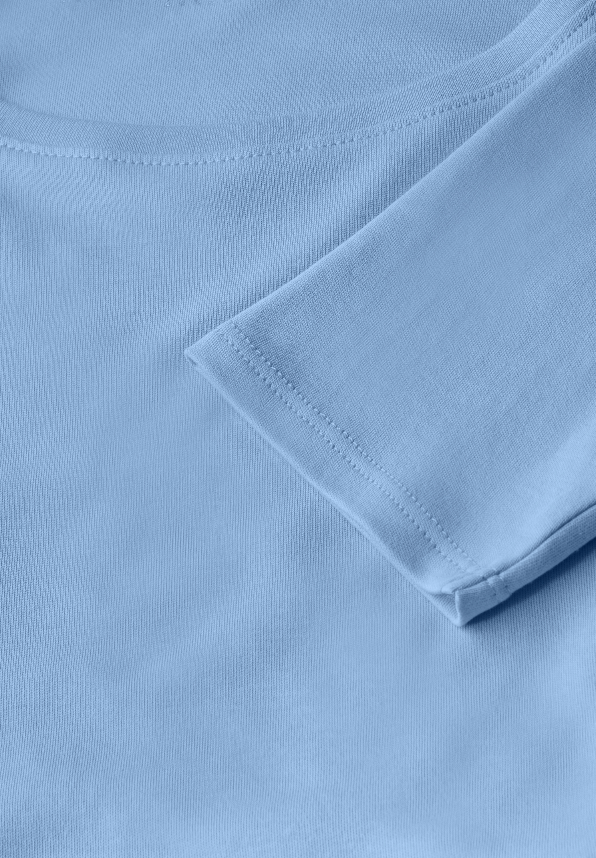 Basic Shirt in Unifarbe