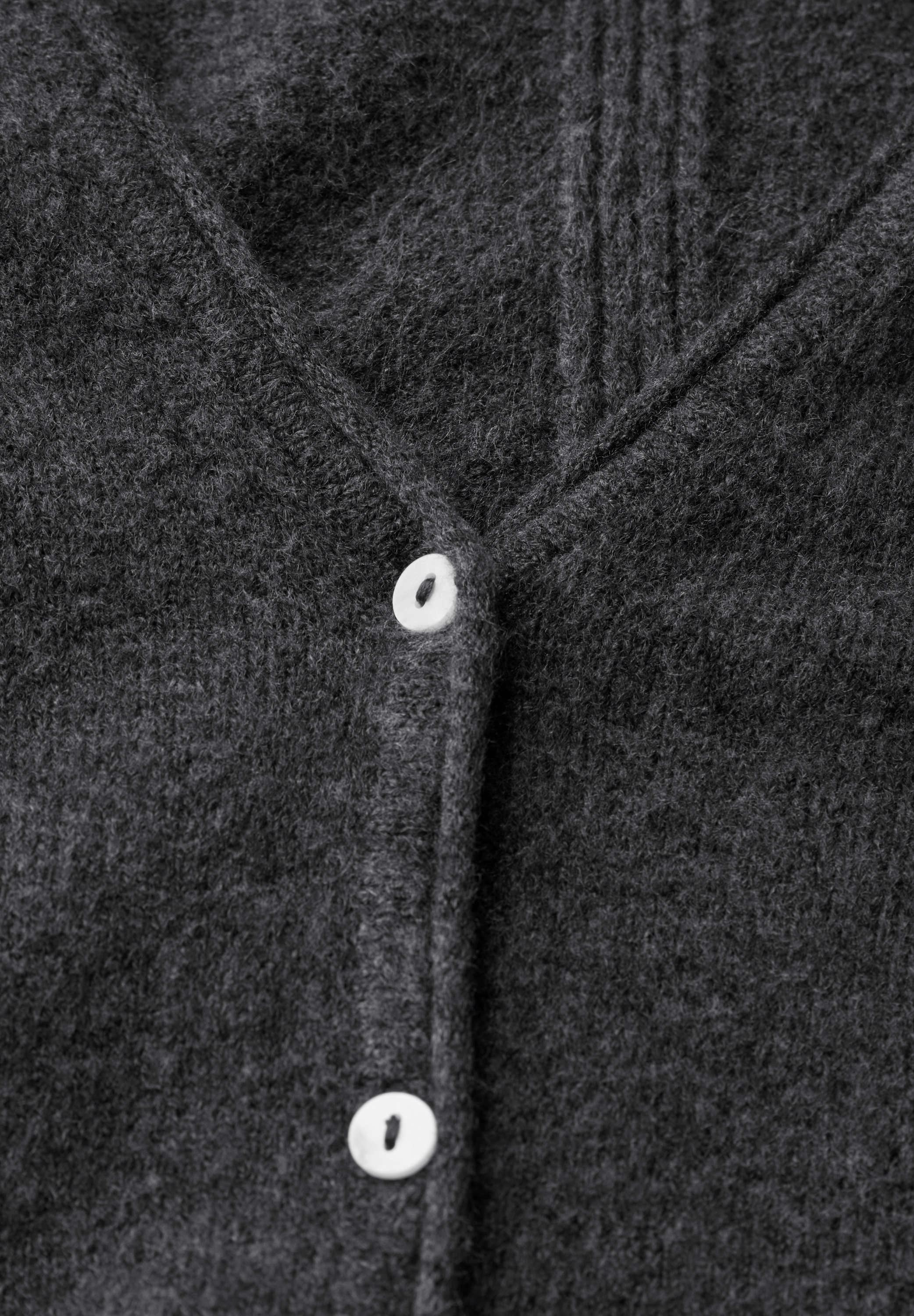Kurzer Cardigan