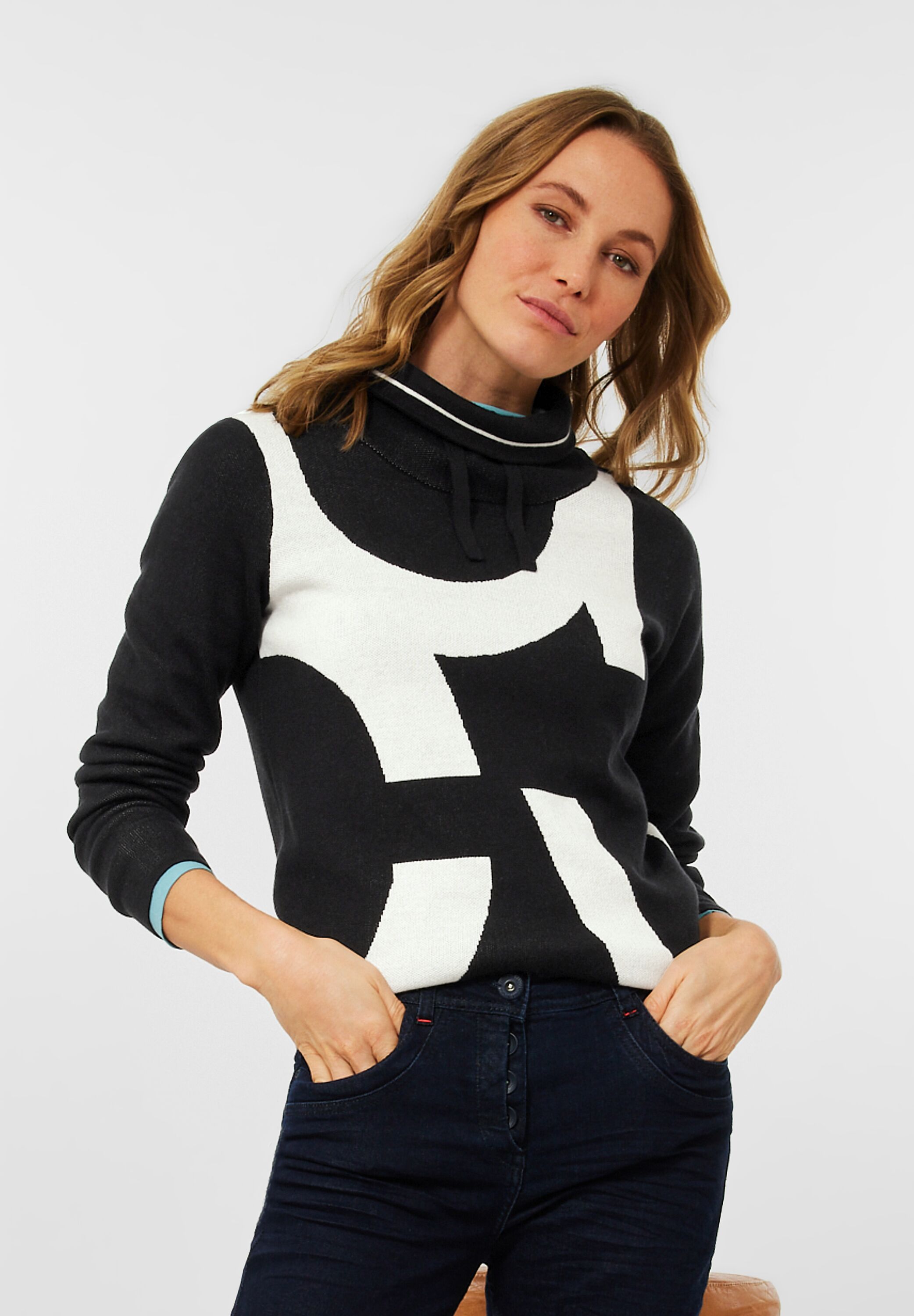 Wording Jacquard Pullover