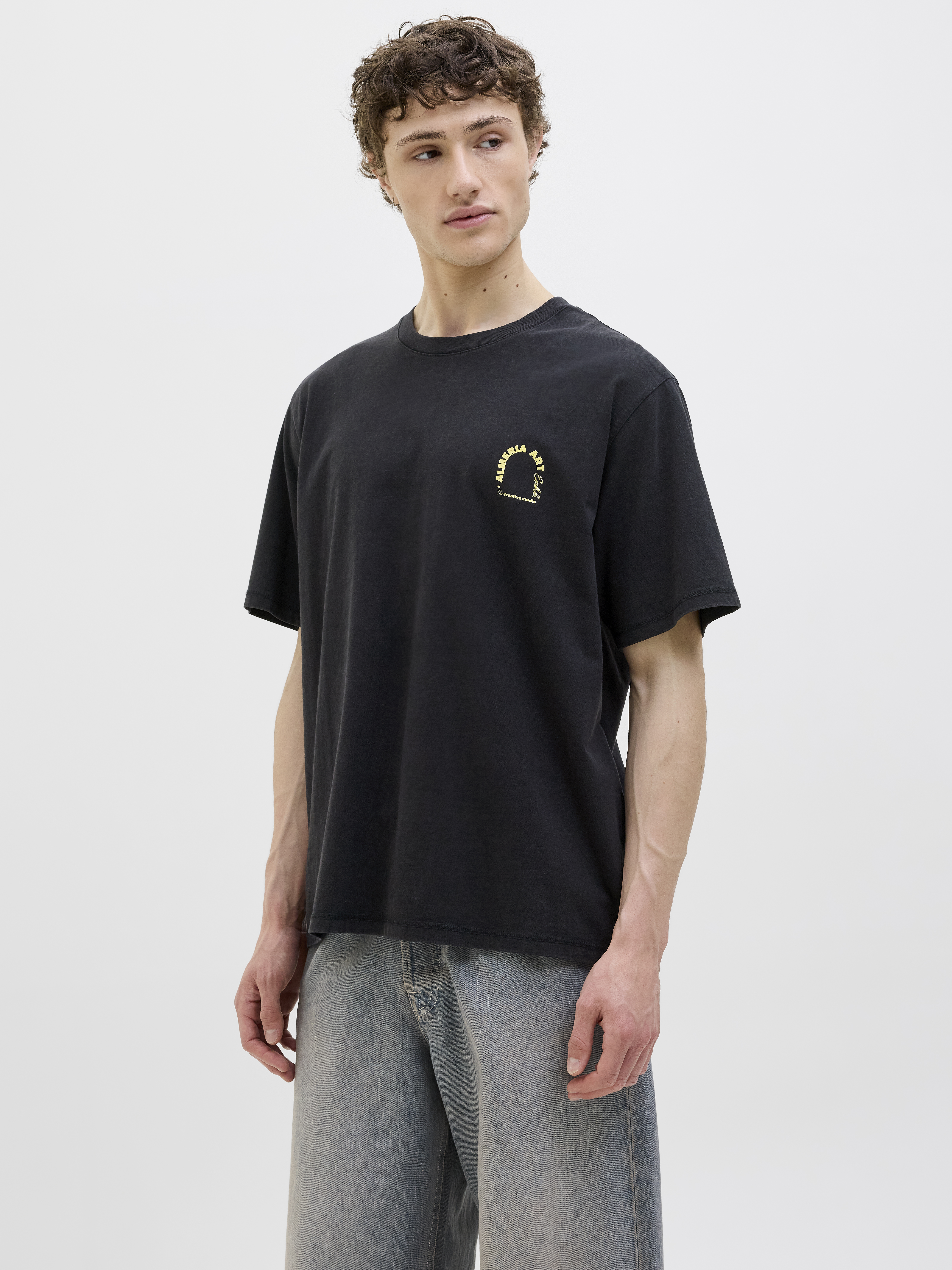 JORALMERIA WORLD TEE SS CREW NECK