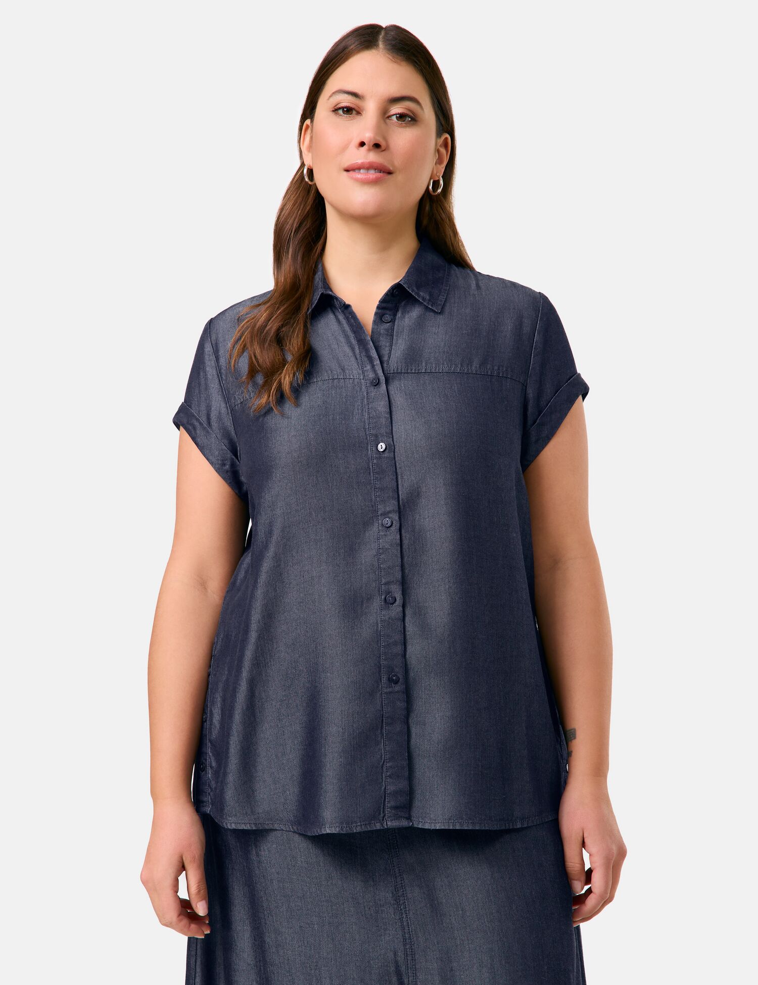 Kurzarmbluse im Jeans-Look