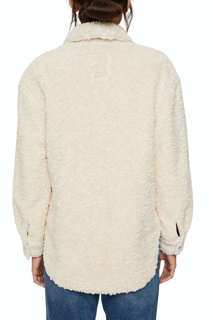 Recycelt: Shacket in Shearling-Optik