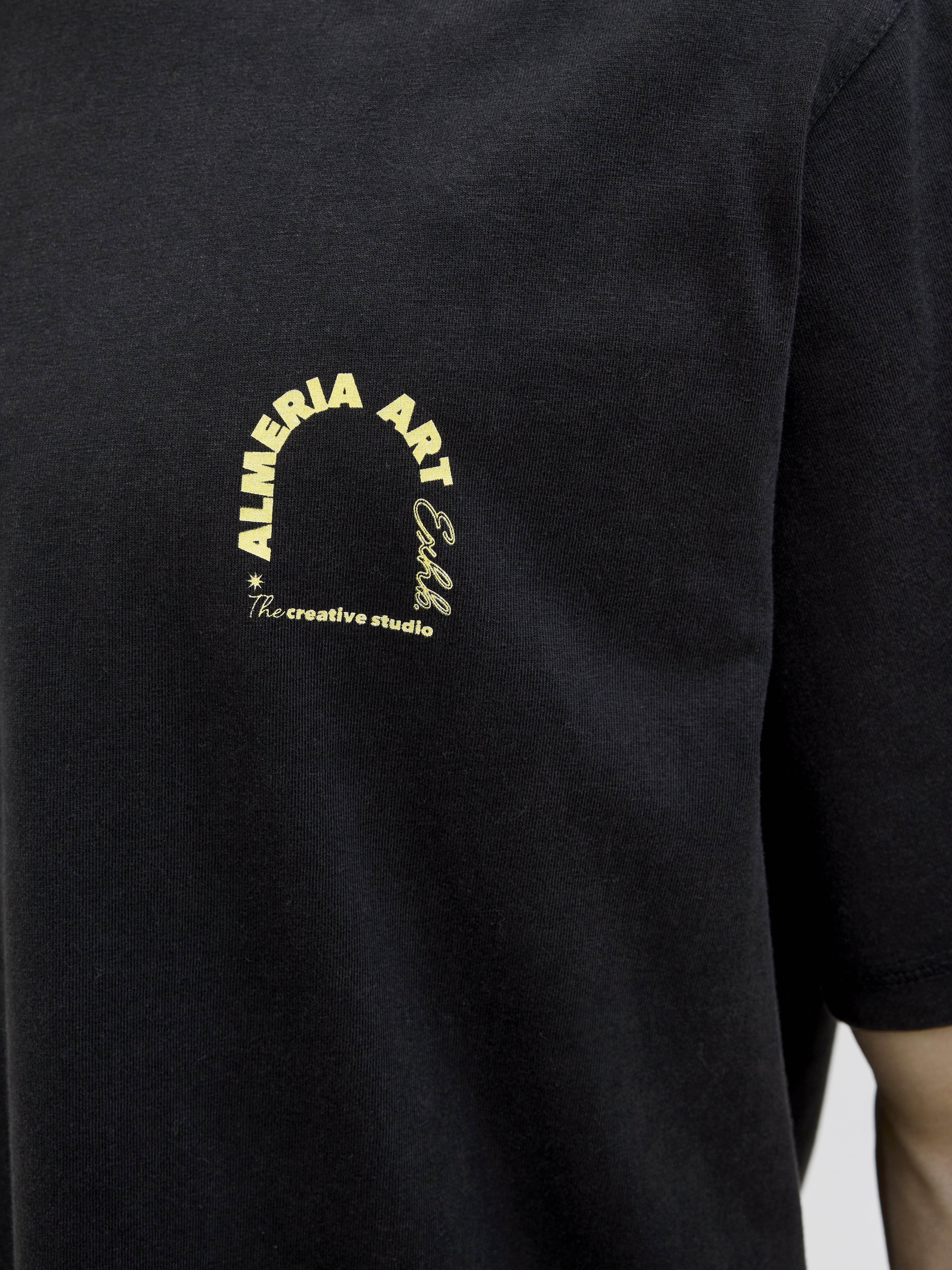 JORALMERIA WORLD TEE SS CREW NECK