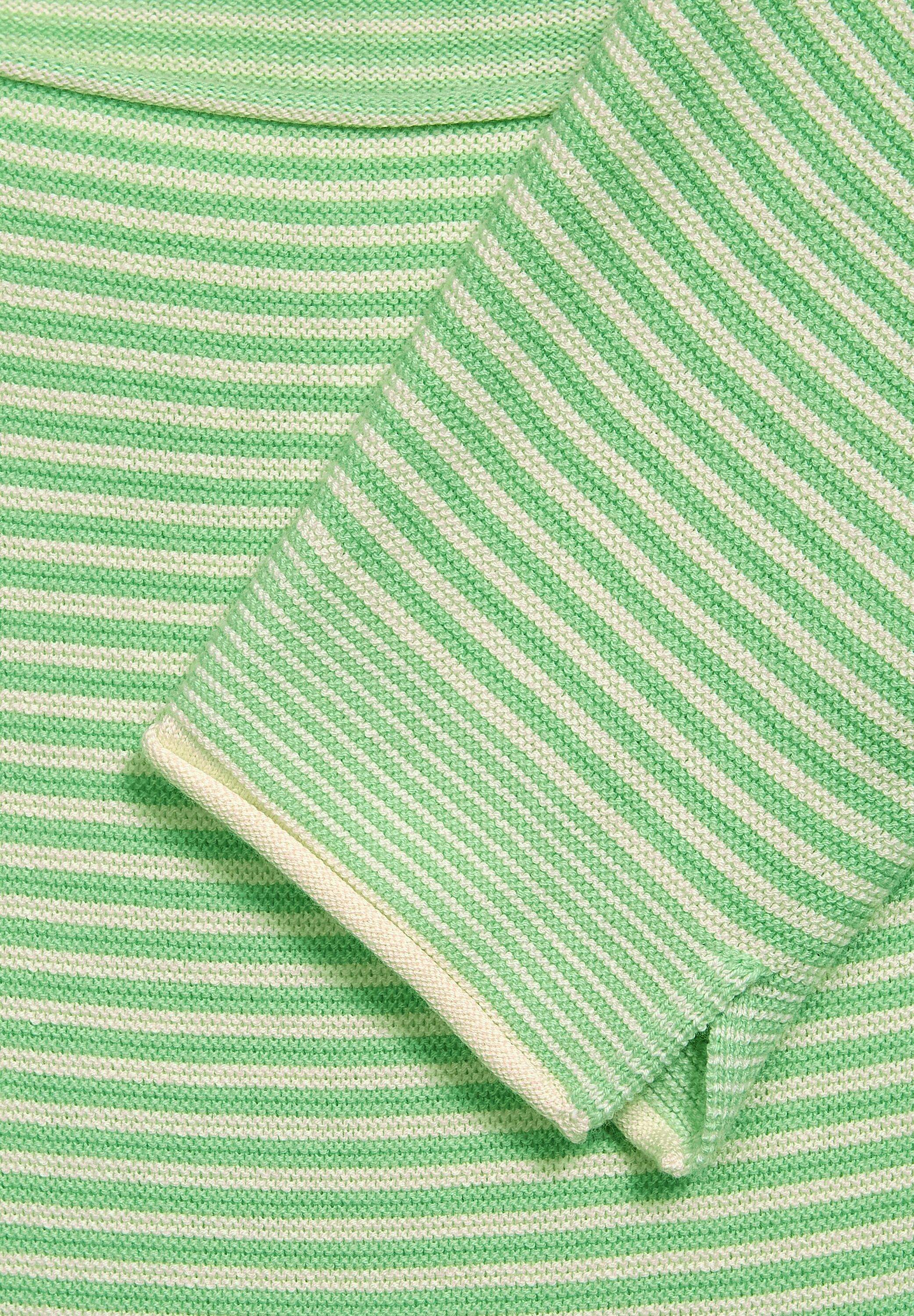 Pullover mit Streifen