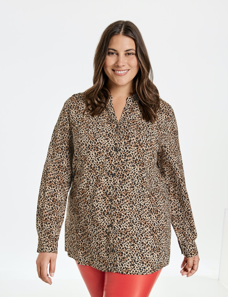 Bluse mit Leo-Allover-Print EcoVero