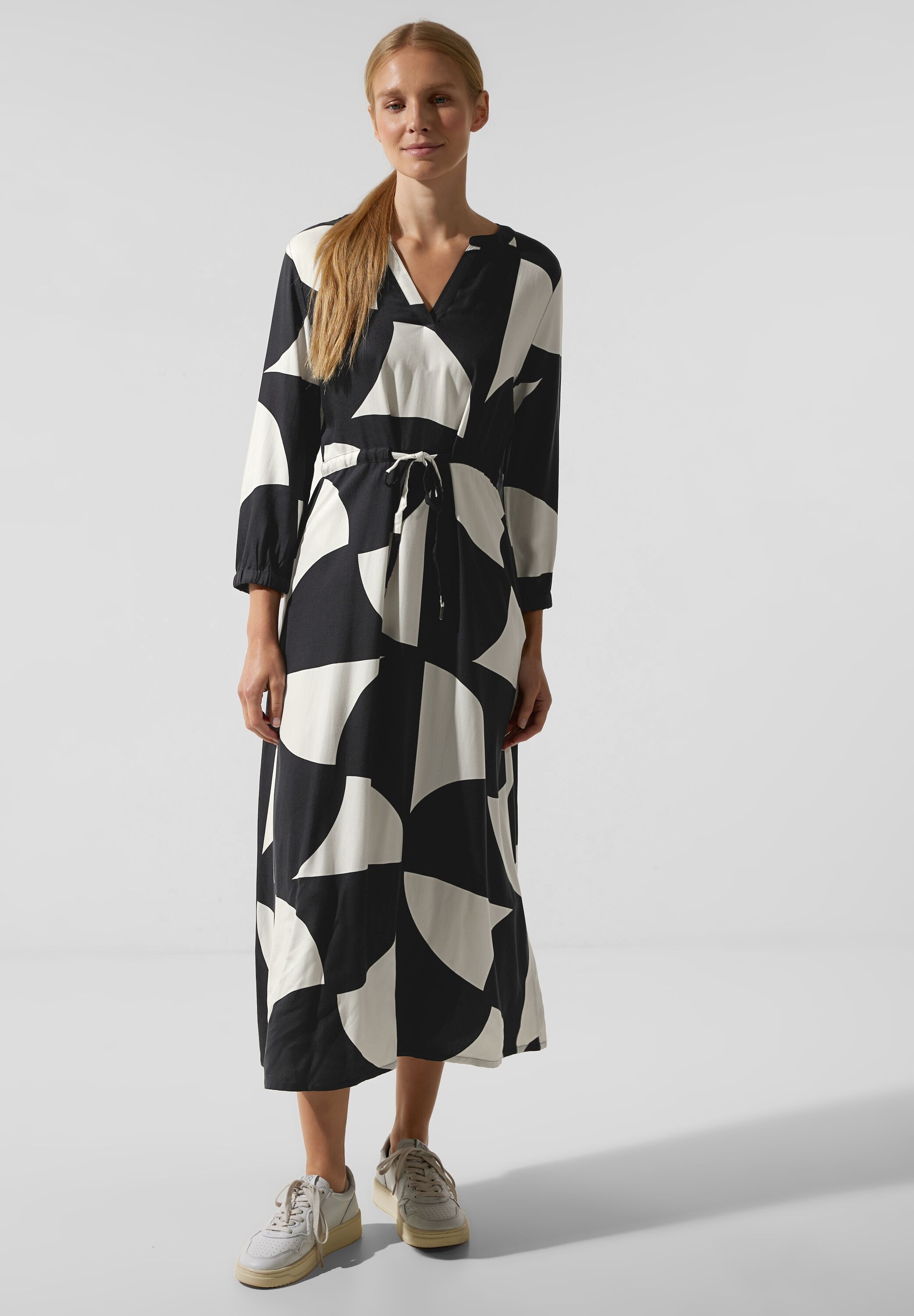 Maxikleid mit Alloverprint