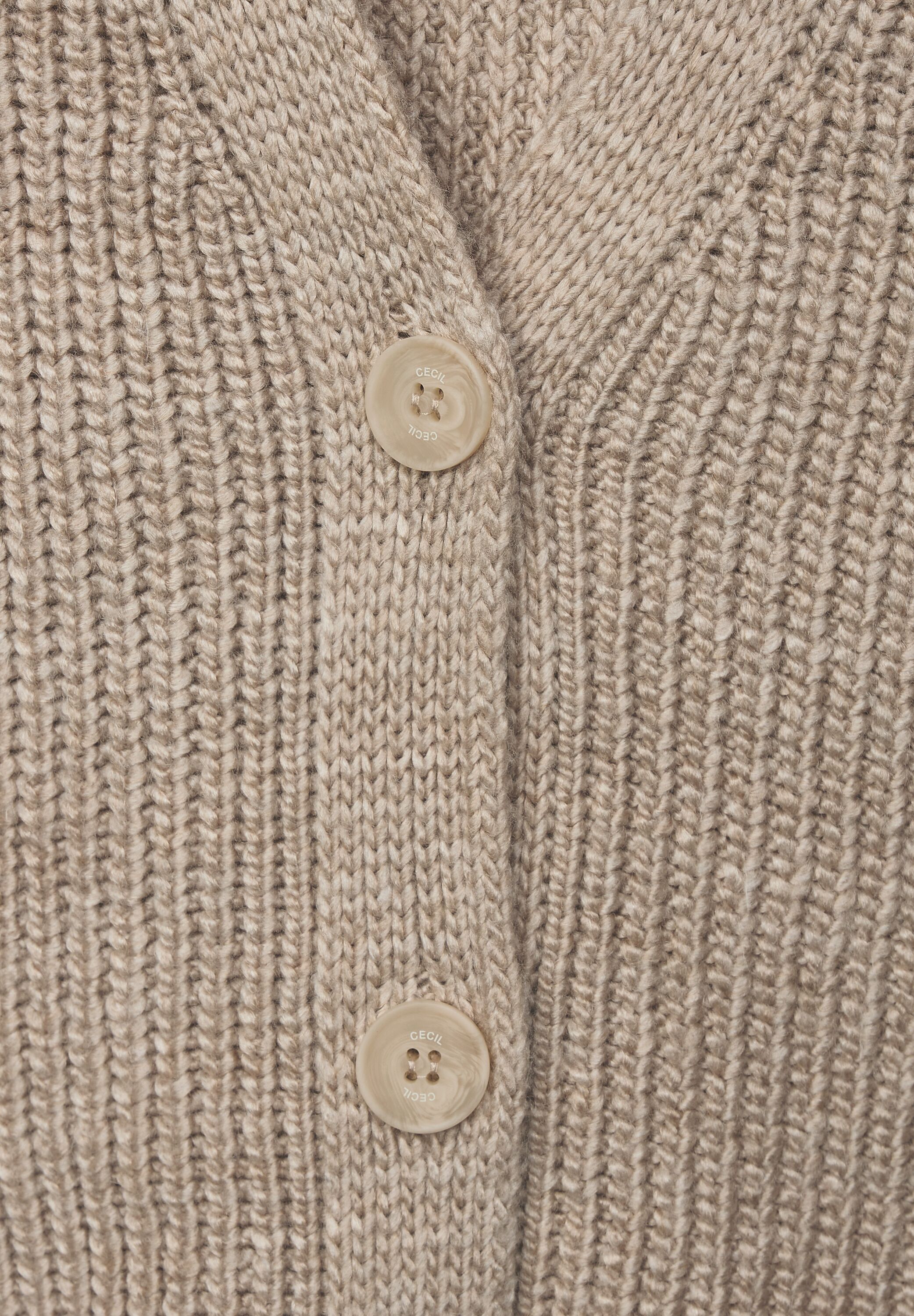 Cardigan in Grobstrick