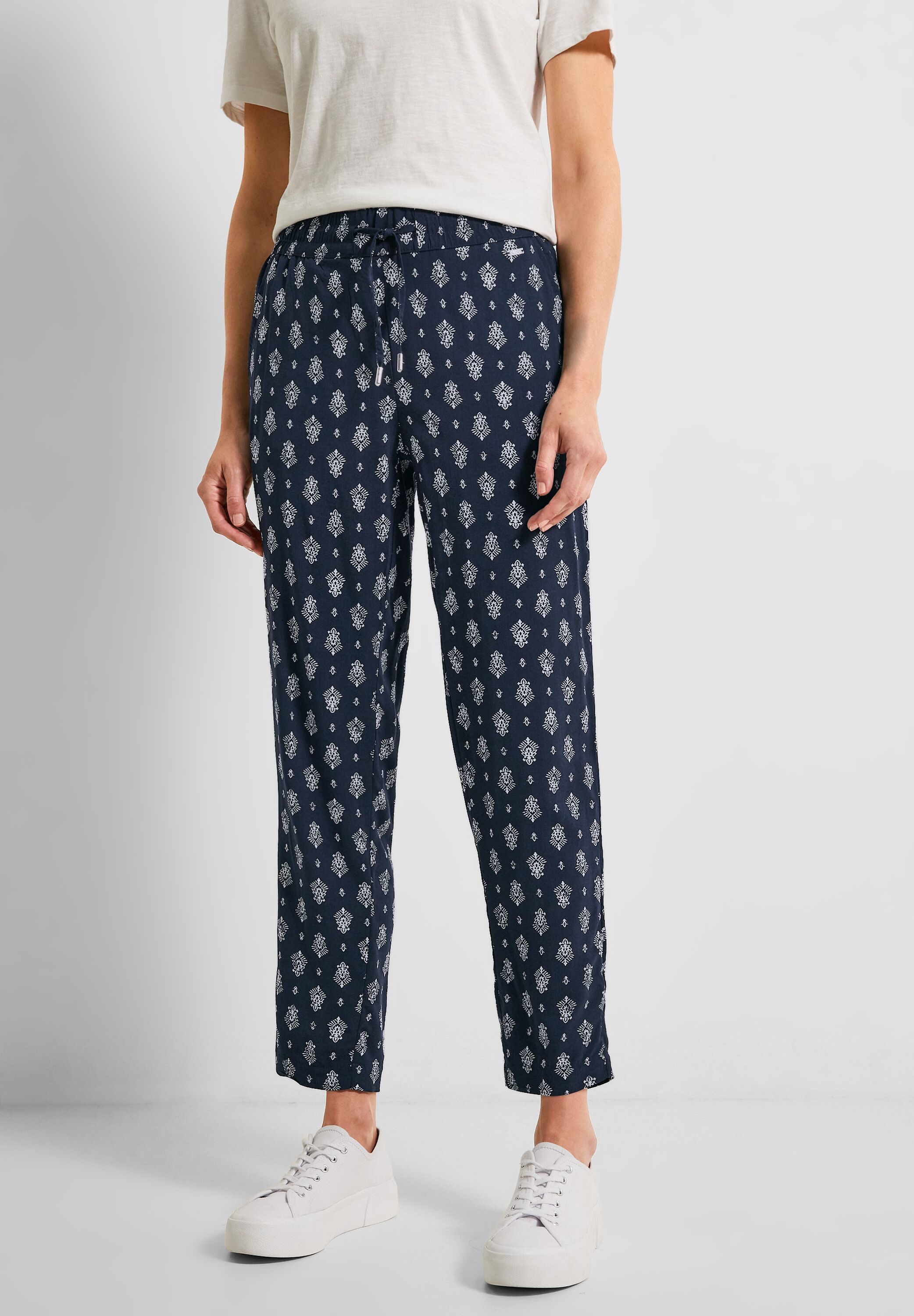 Casual Fit Hose mit Print