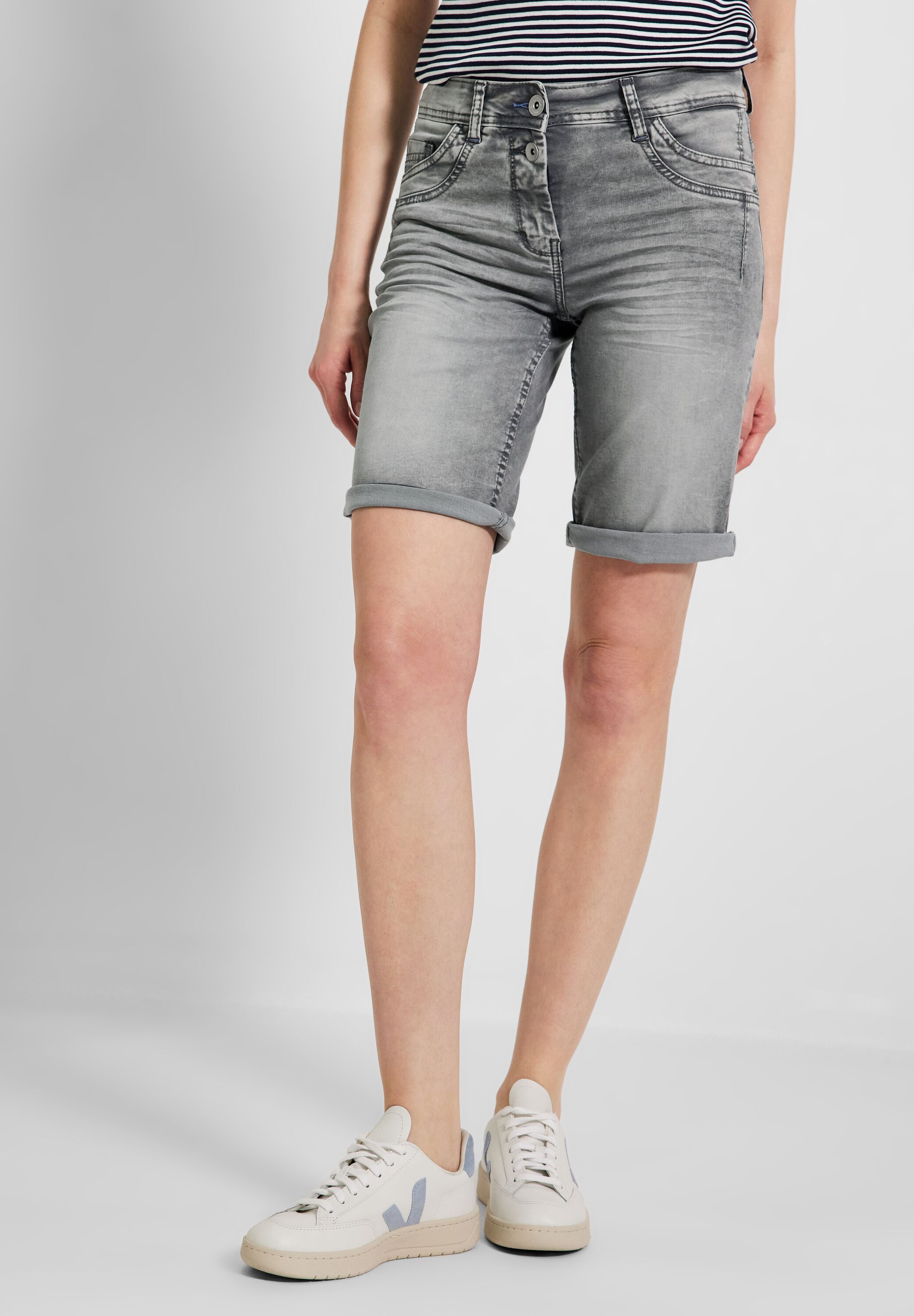 Loose Fit Jeansshorts