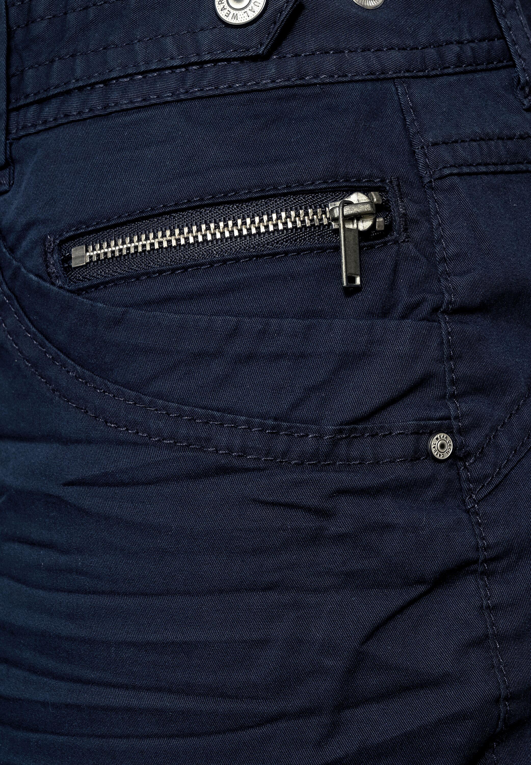 Loose Fit Hose in Inch 22
