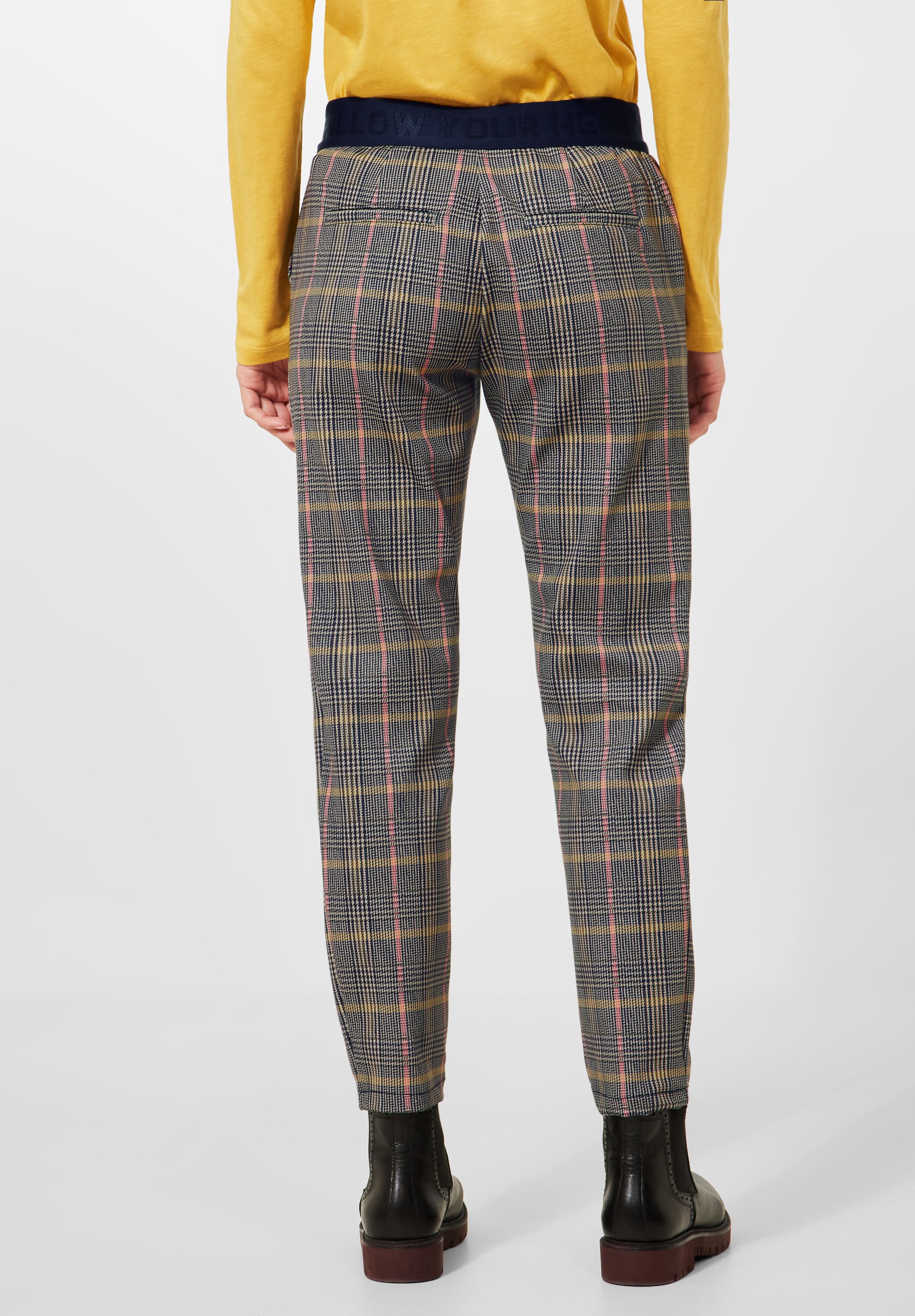 Casual Fit Hose in Glencheck