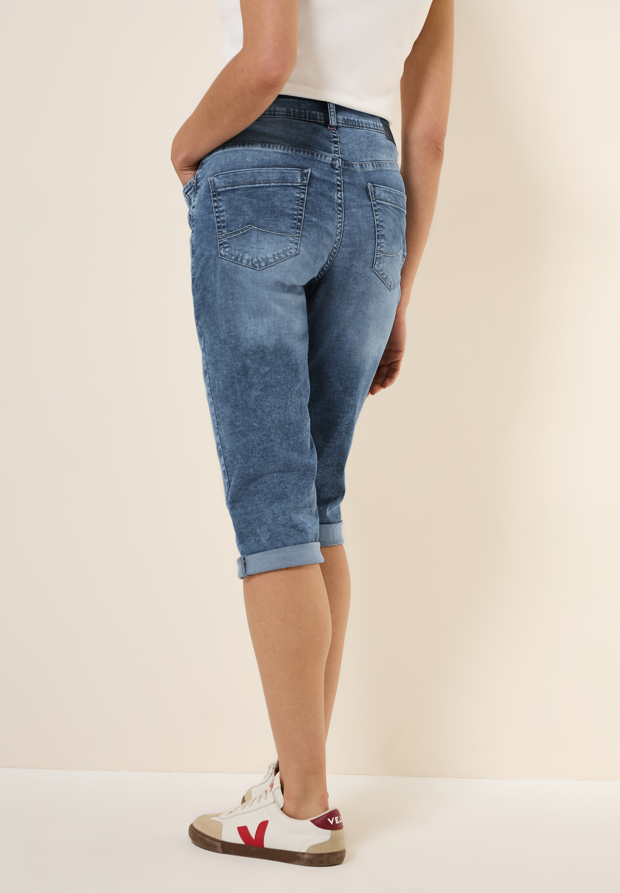 Capri Jeans