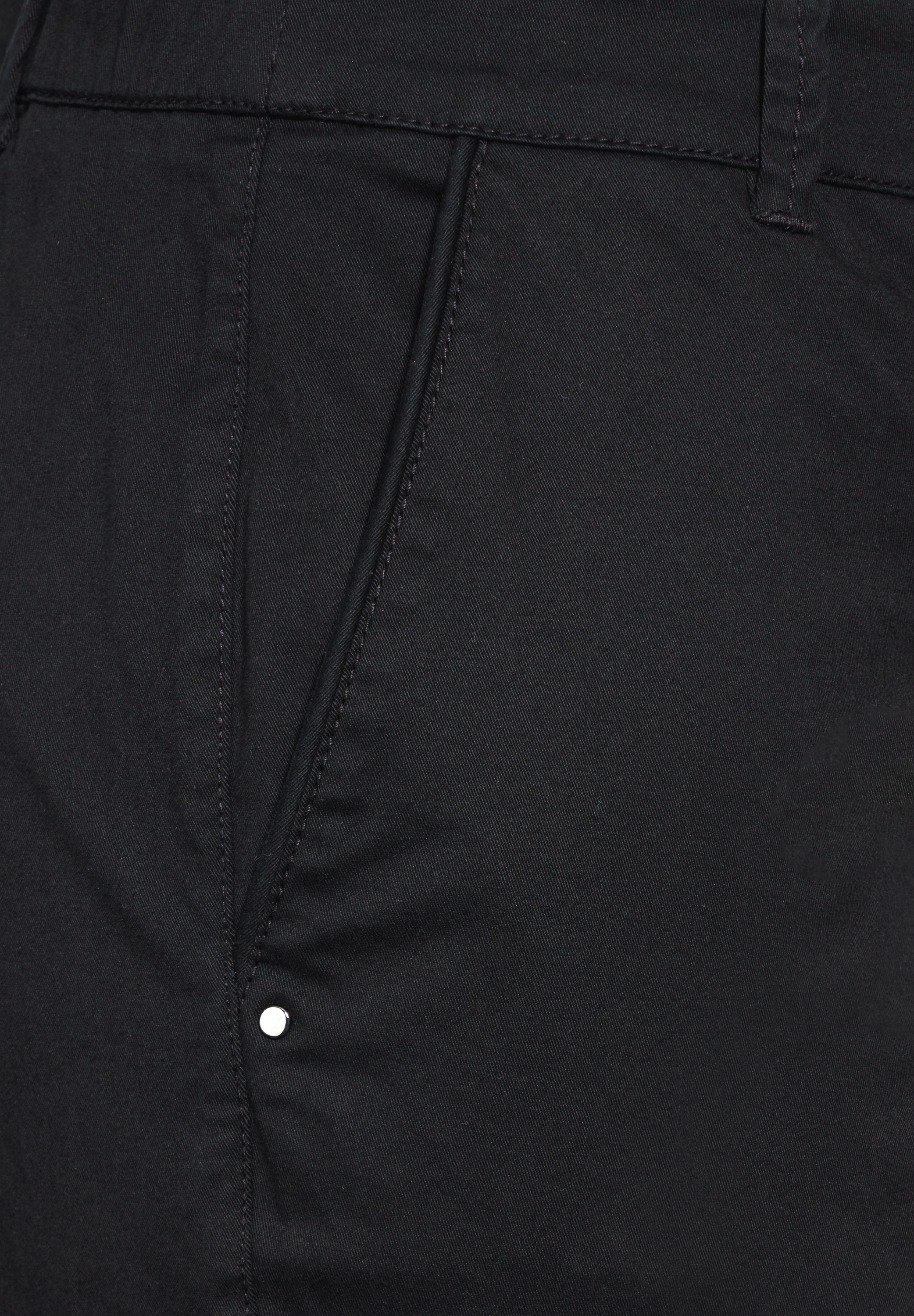 Weiche Chino