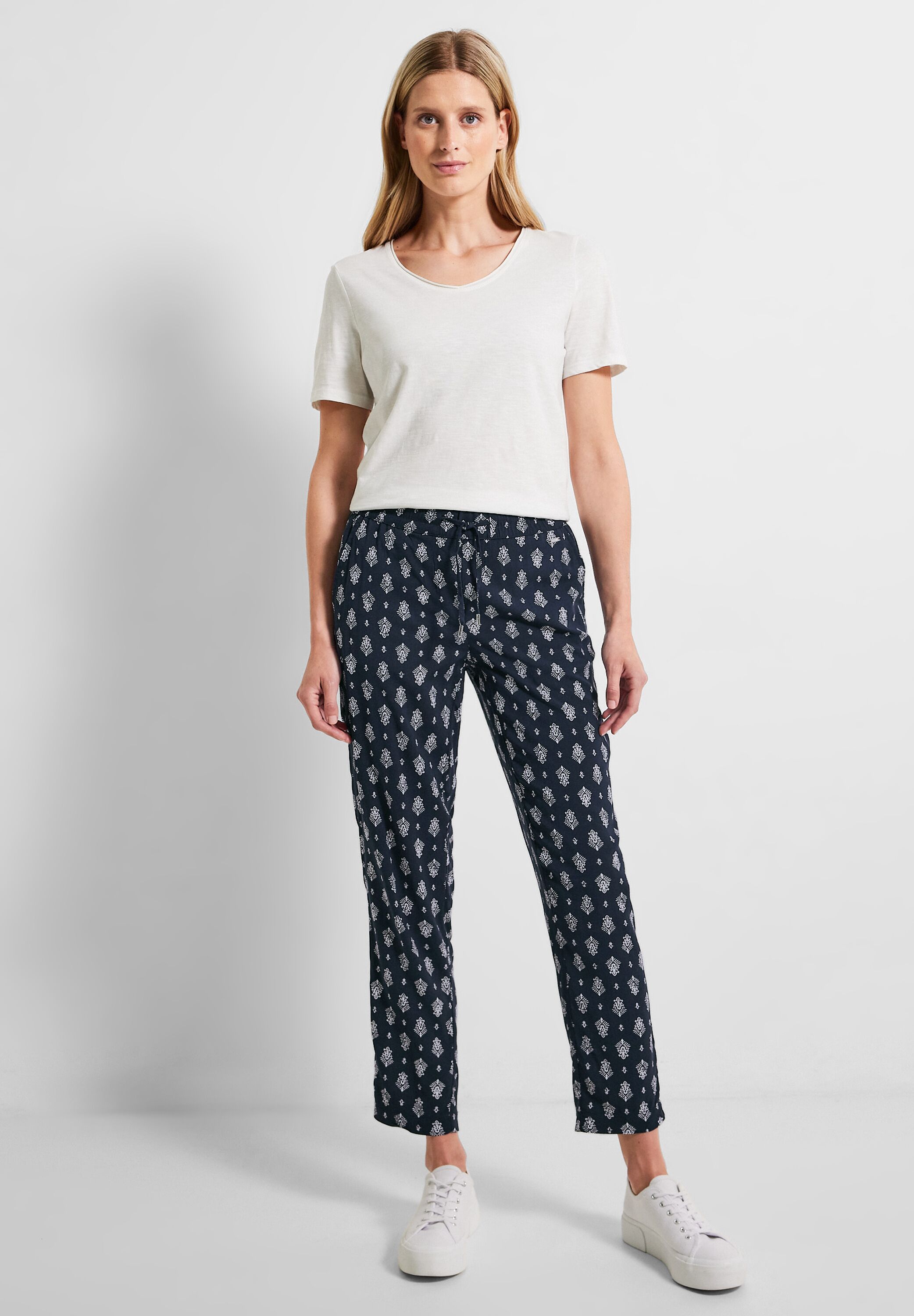 Casual Fit Hose mit Print