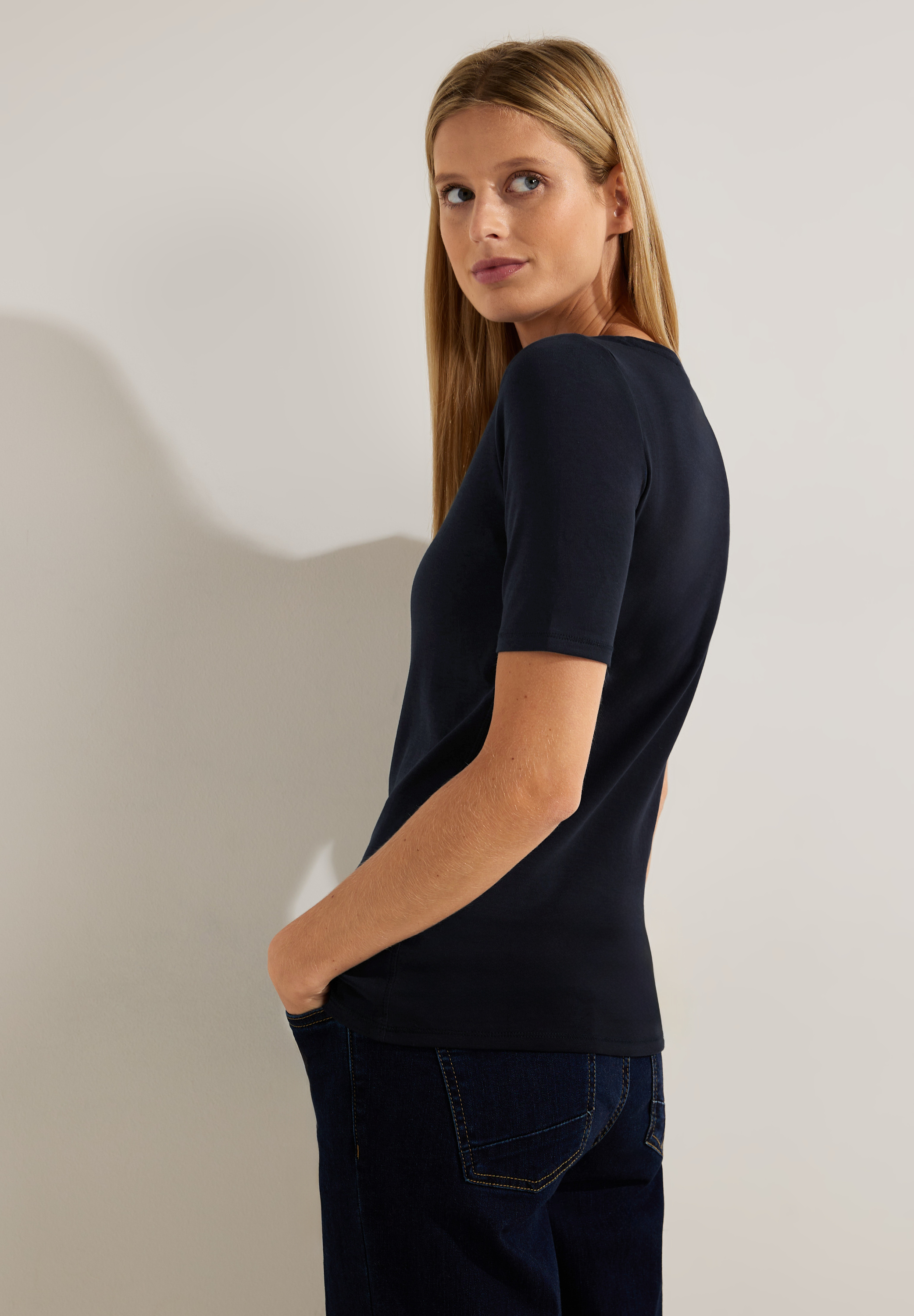 T-Shirt in Unifarbe