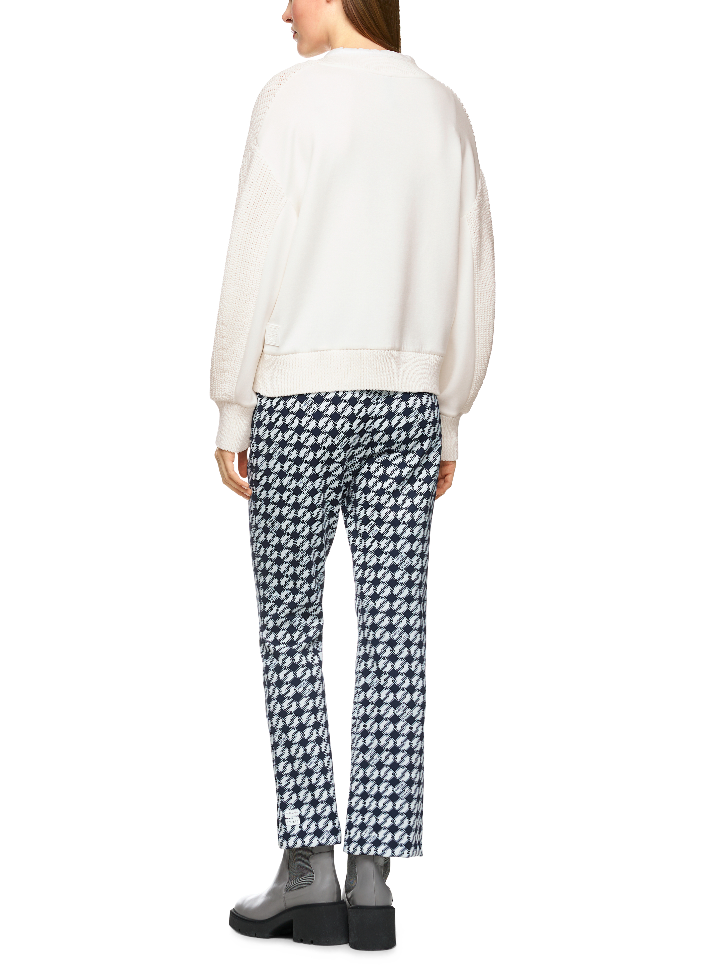 Grobstrickpullover Knitted in Germany