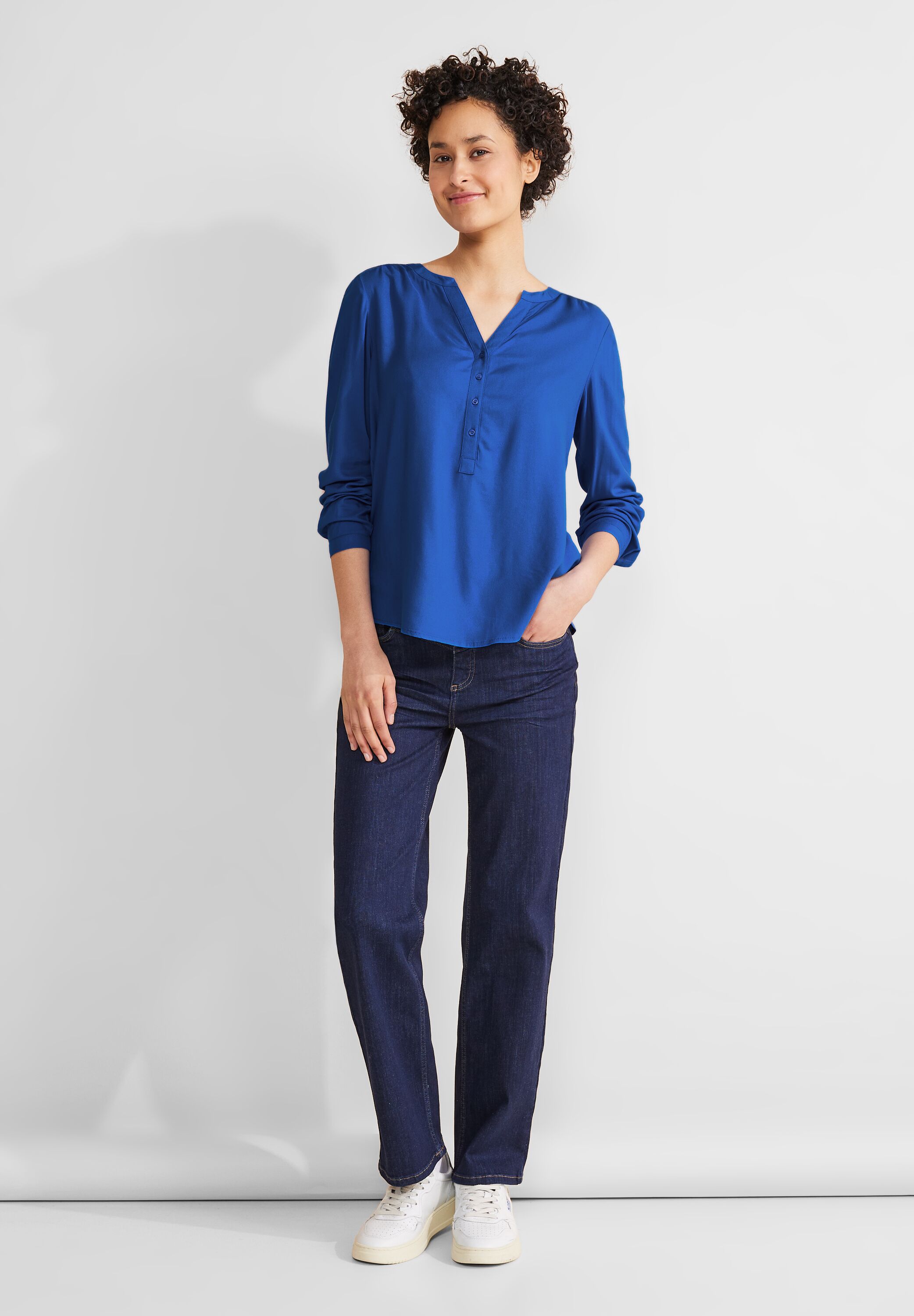 Basic Bluse in Unifarbe