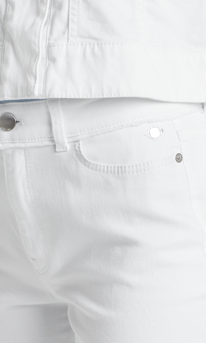 Jeans mit Fransenverzierung