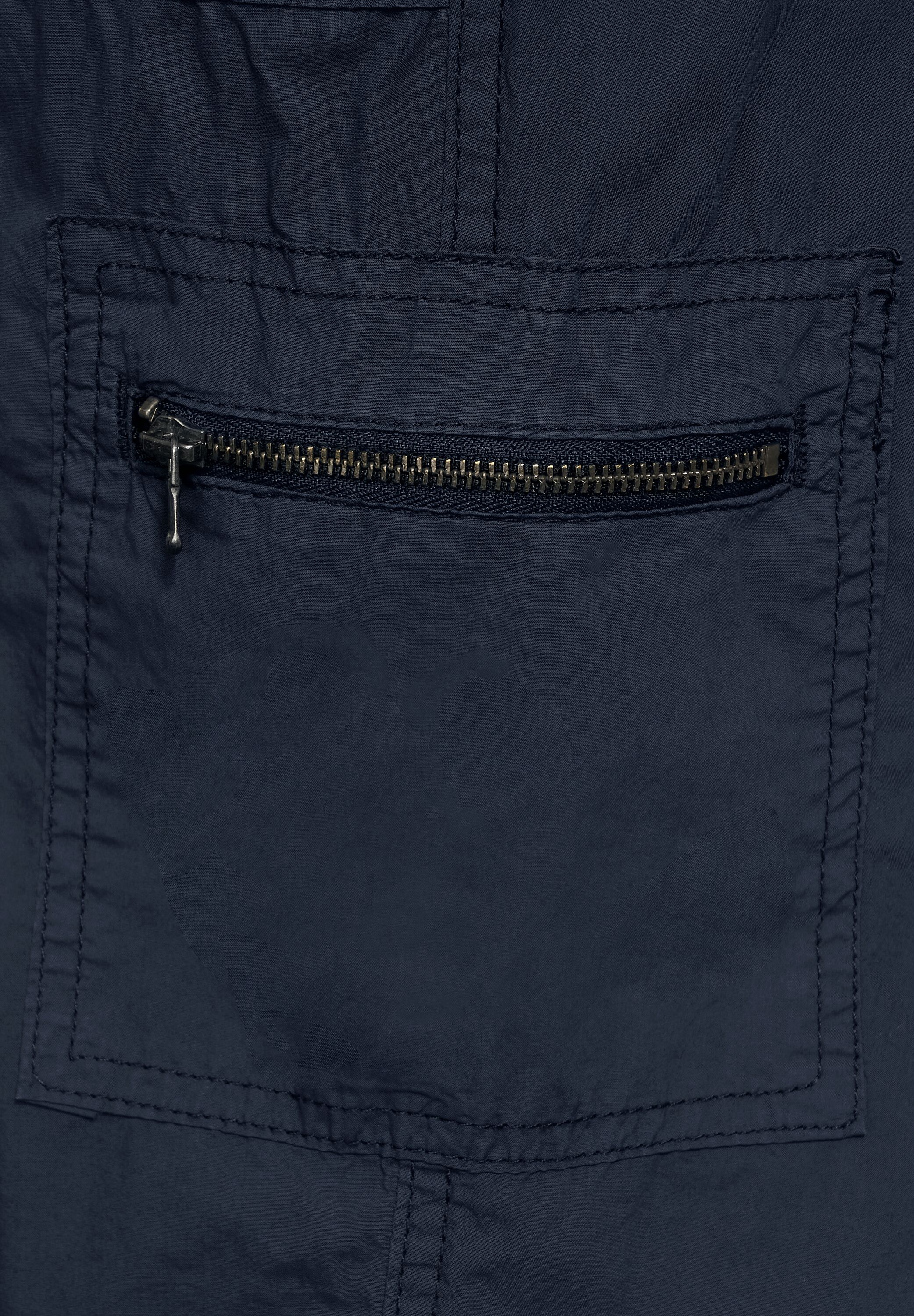 Loose Fit Shorts in Unifarbe