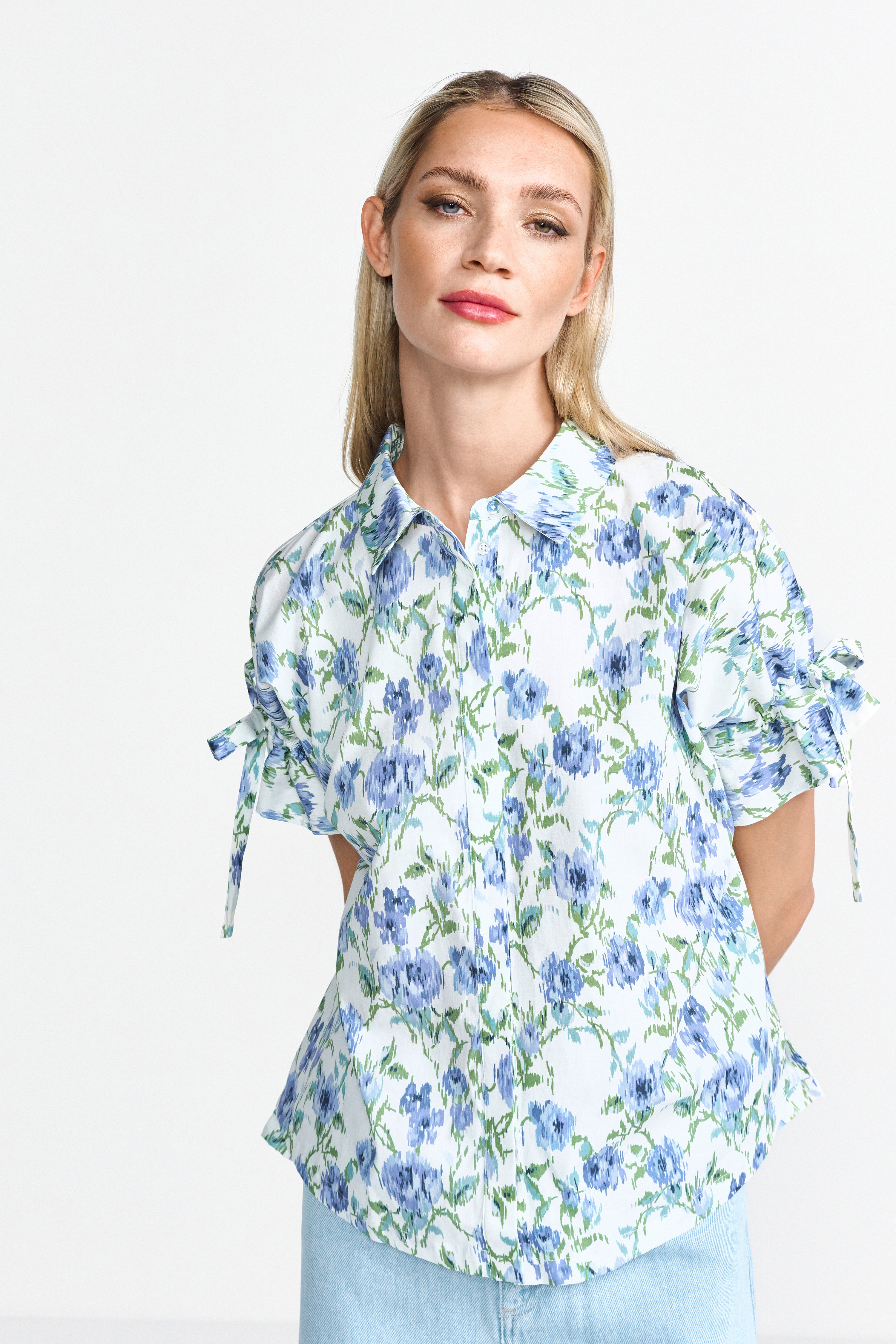 Printed cotton blouse with details