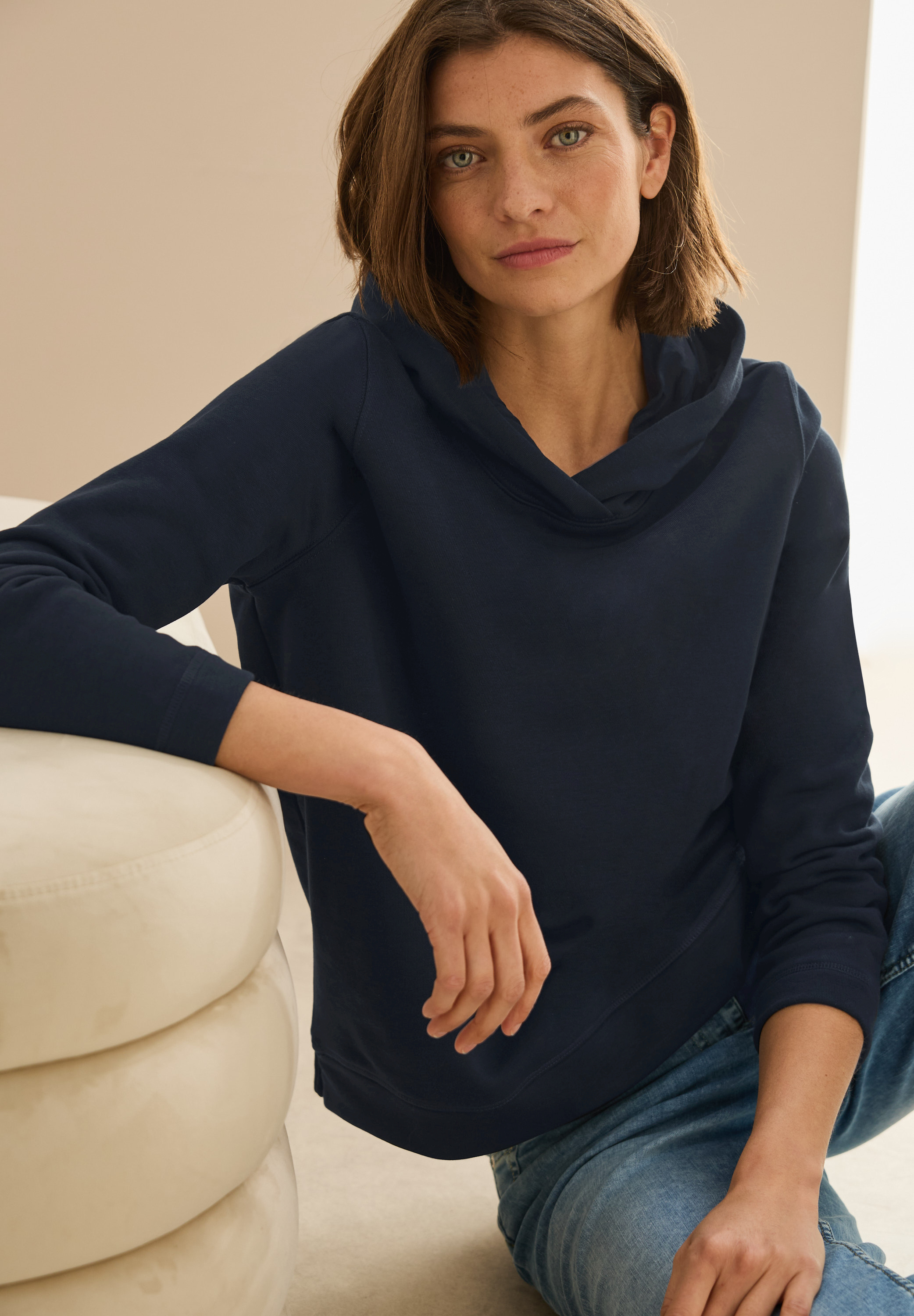 Basic Hoodie