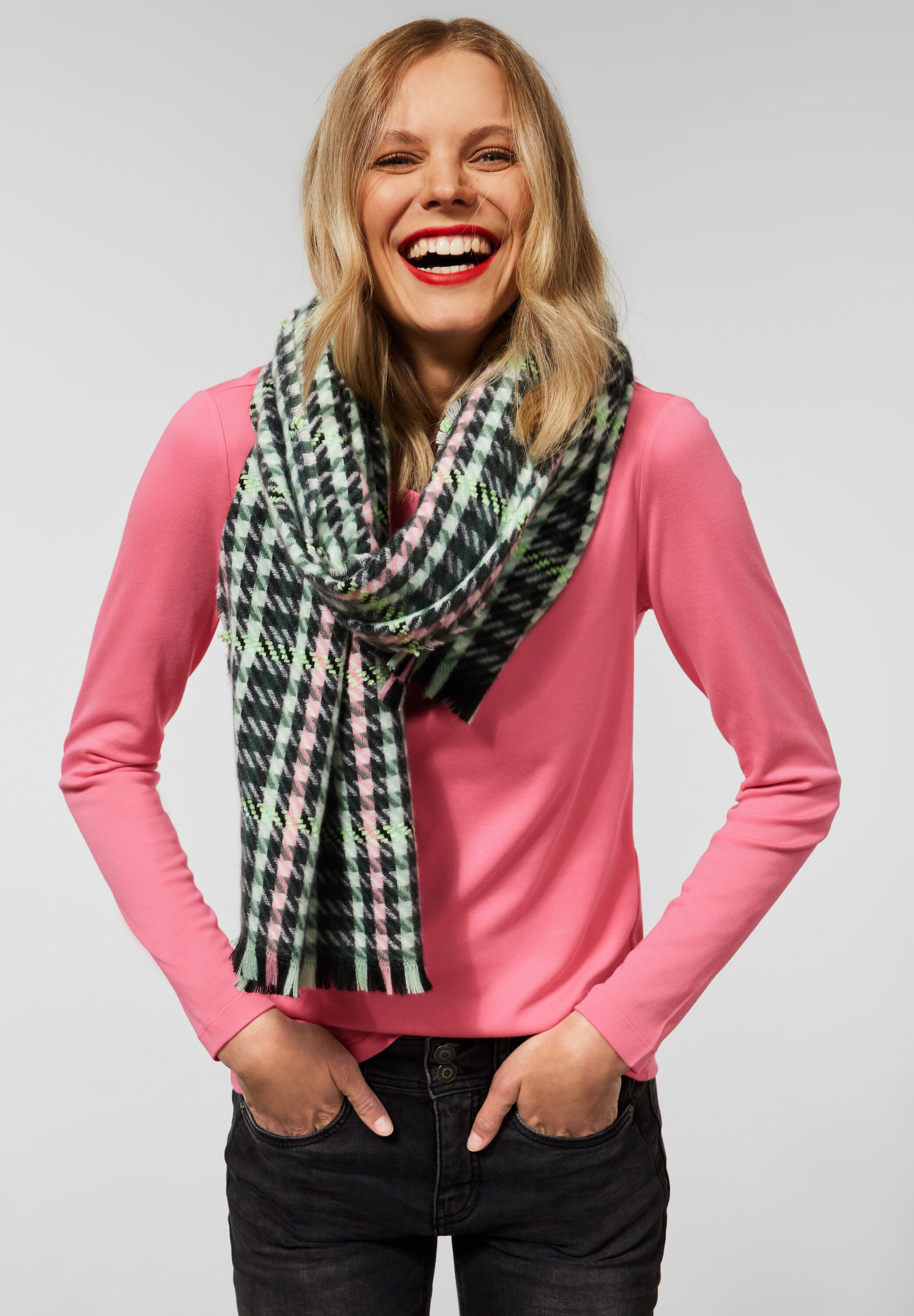 Shirt in Unifarbe