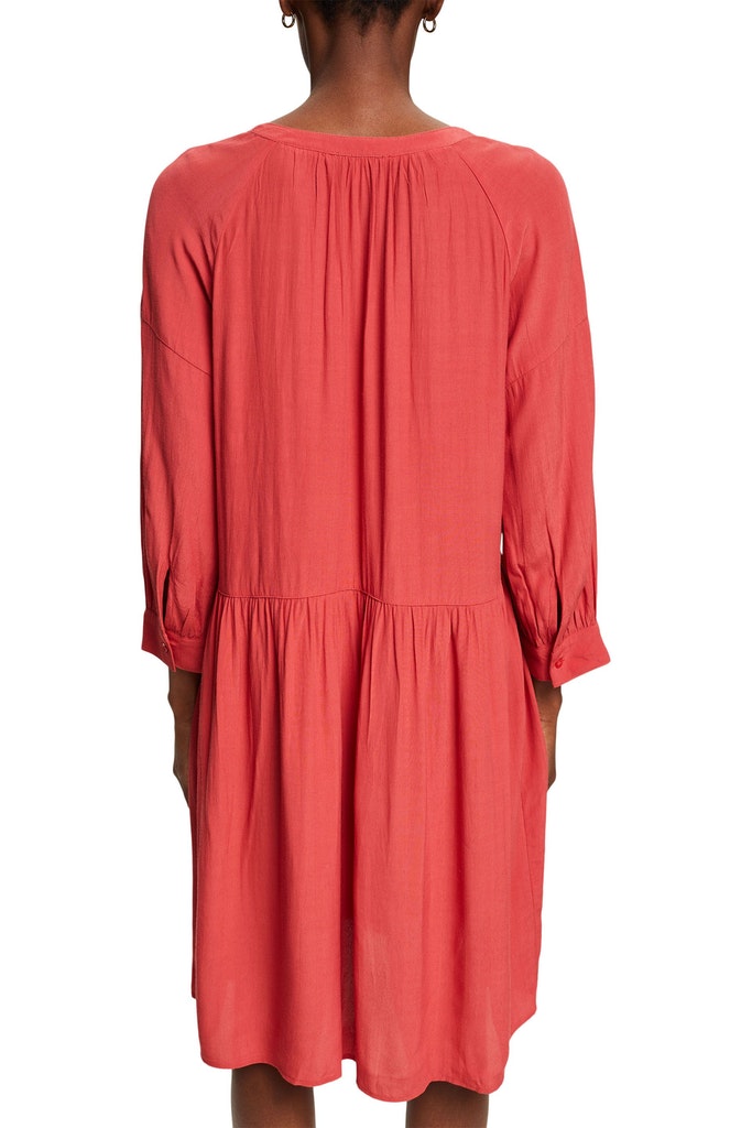 Kleid mit Schluppe