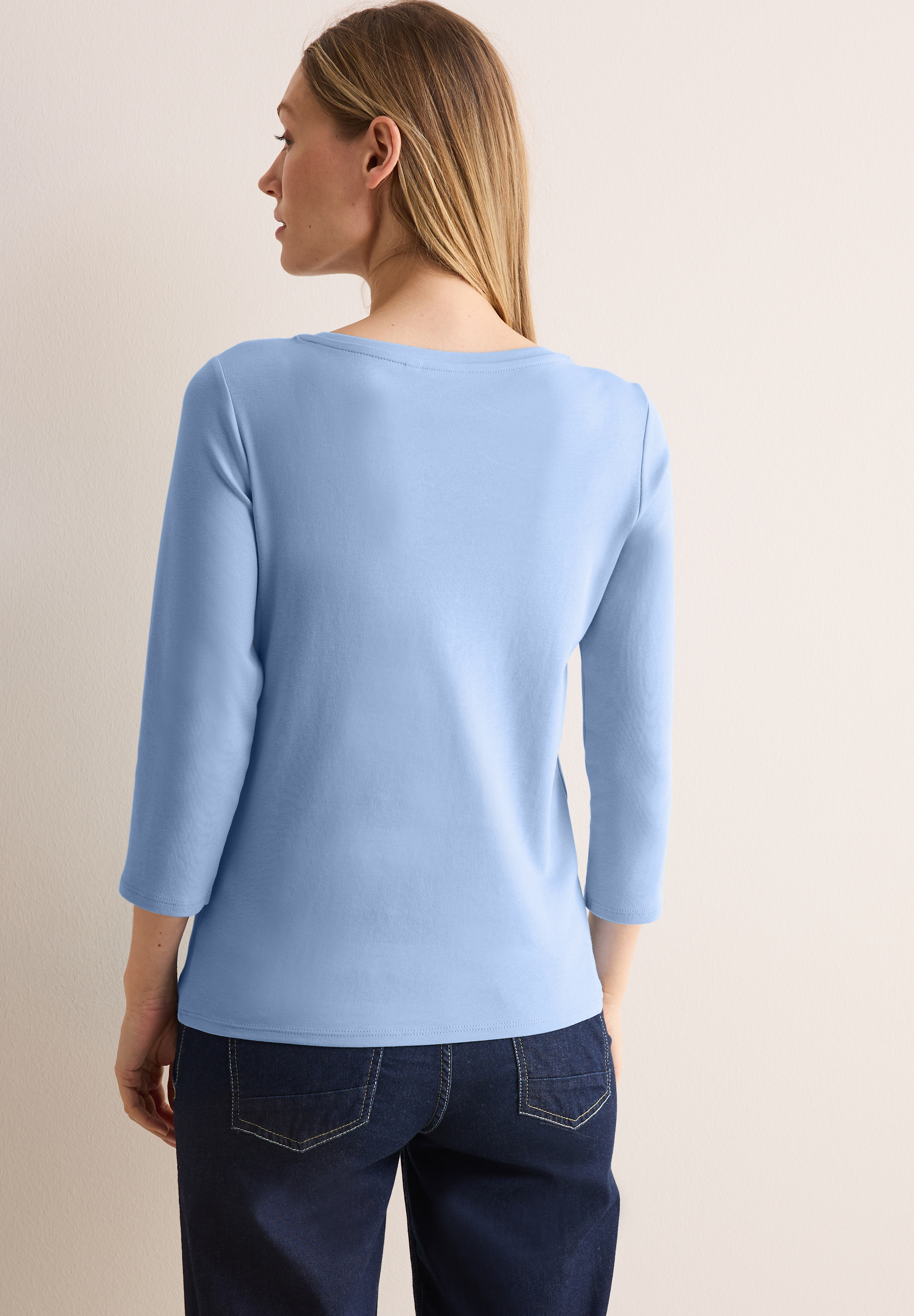 Basic Shirt in Unifarbe